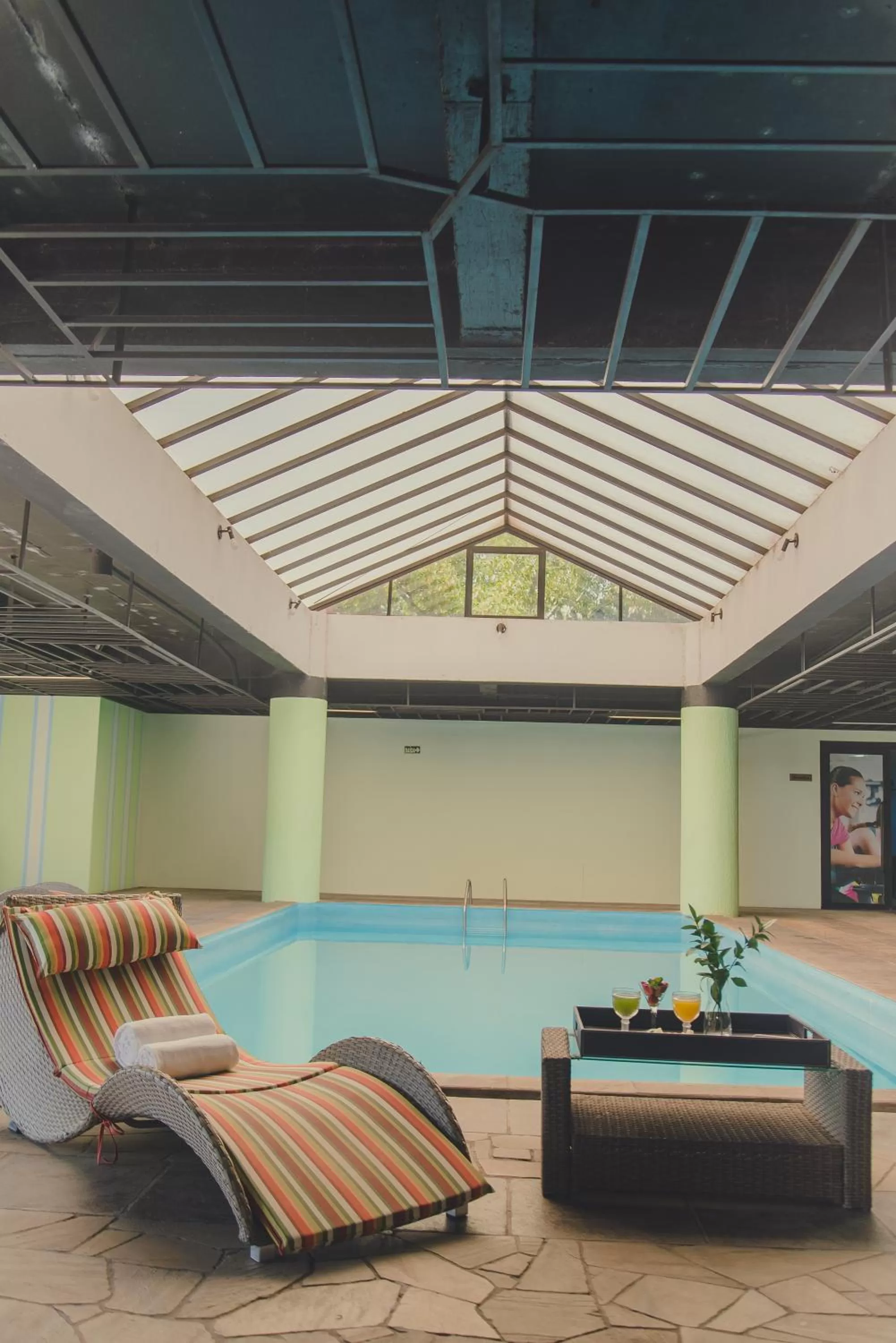 Swimming pool in Swan Novo Hamburgo