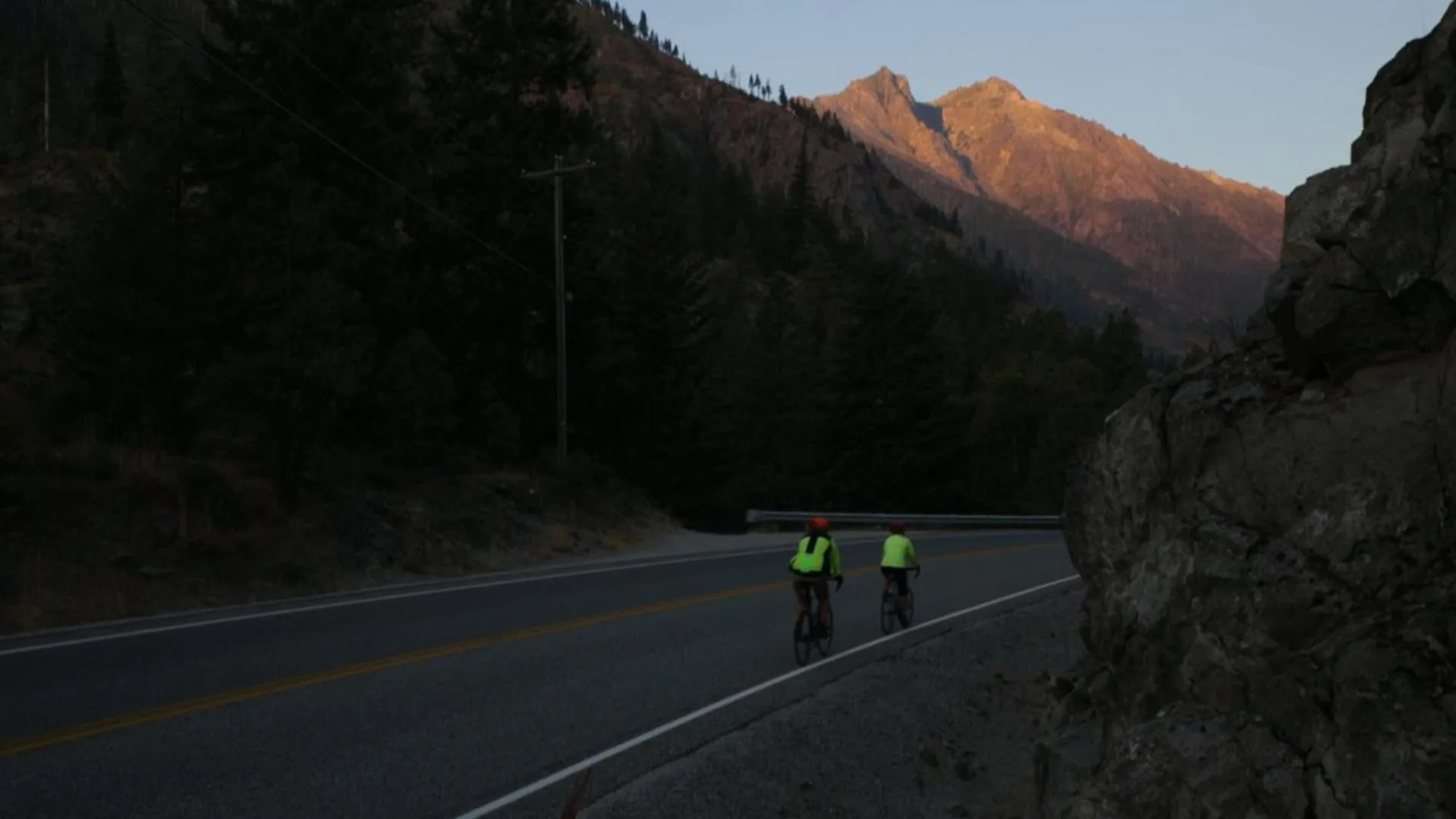 Cycling in Sleeping Lady Mountain Resort