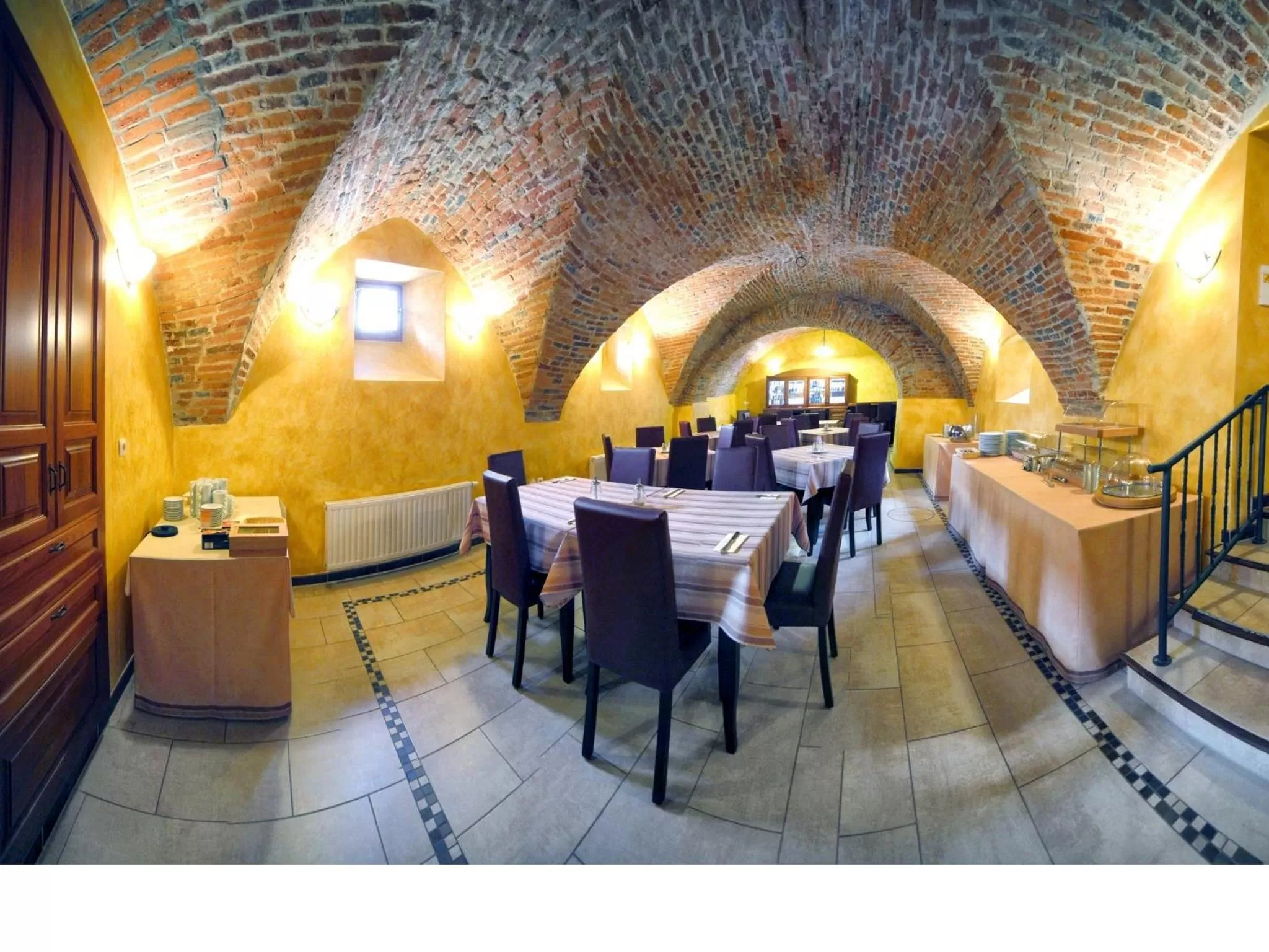 Restaurant/Places to Eat in Bed & Breakfast Šilak