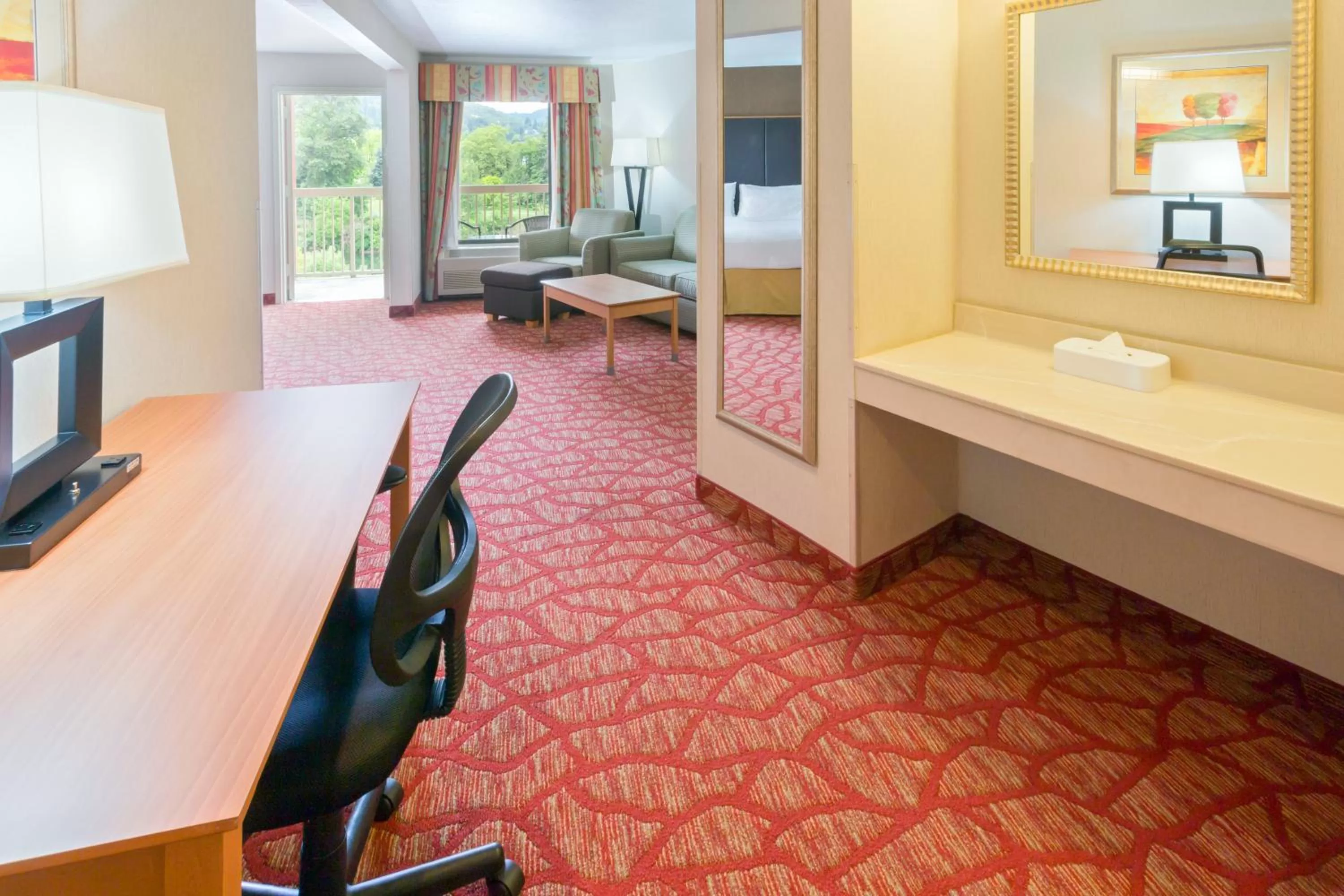 Photo of the whole room in Holiday Inn Express Roseburg by IHG