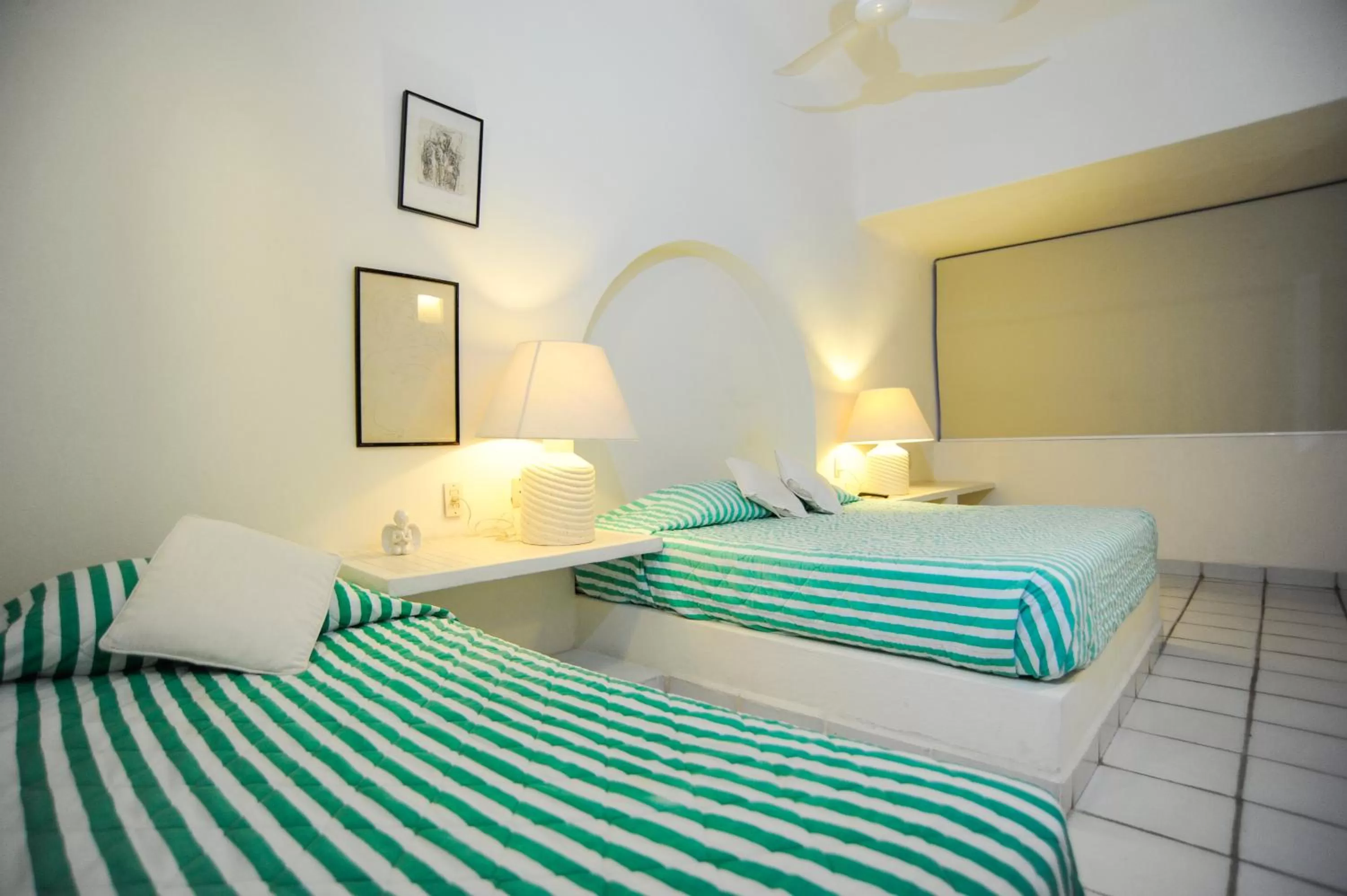 Bedroom, Bed in Hotel Suites Ixtapa Plaza