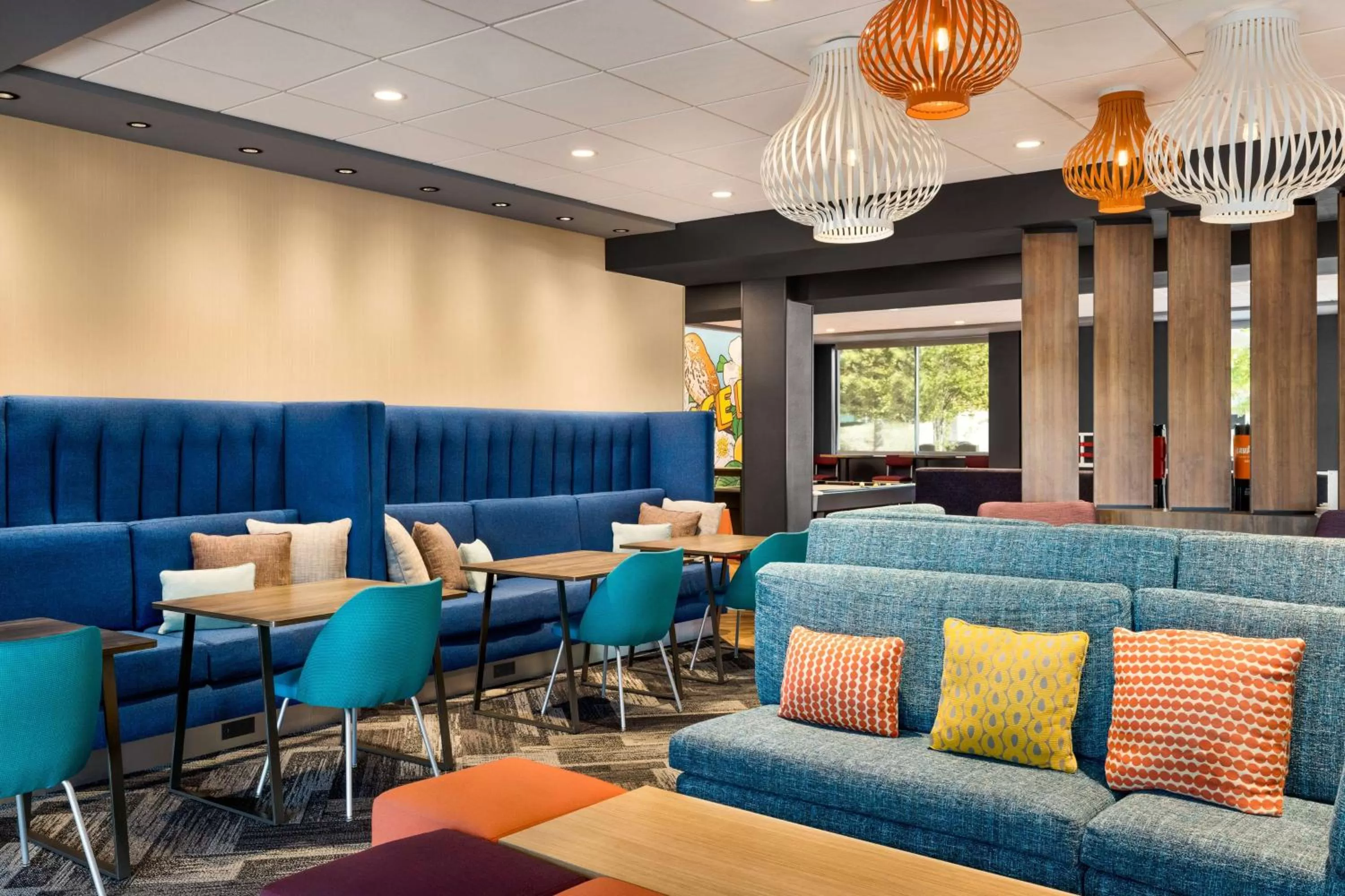 Breakfast in Tru Lawrenceville Atlanta I85 Sugarloaf