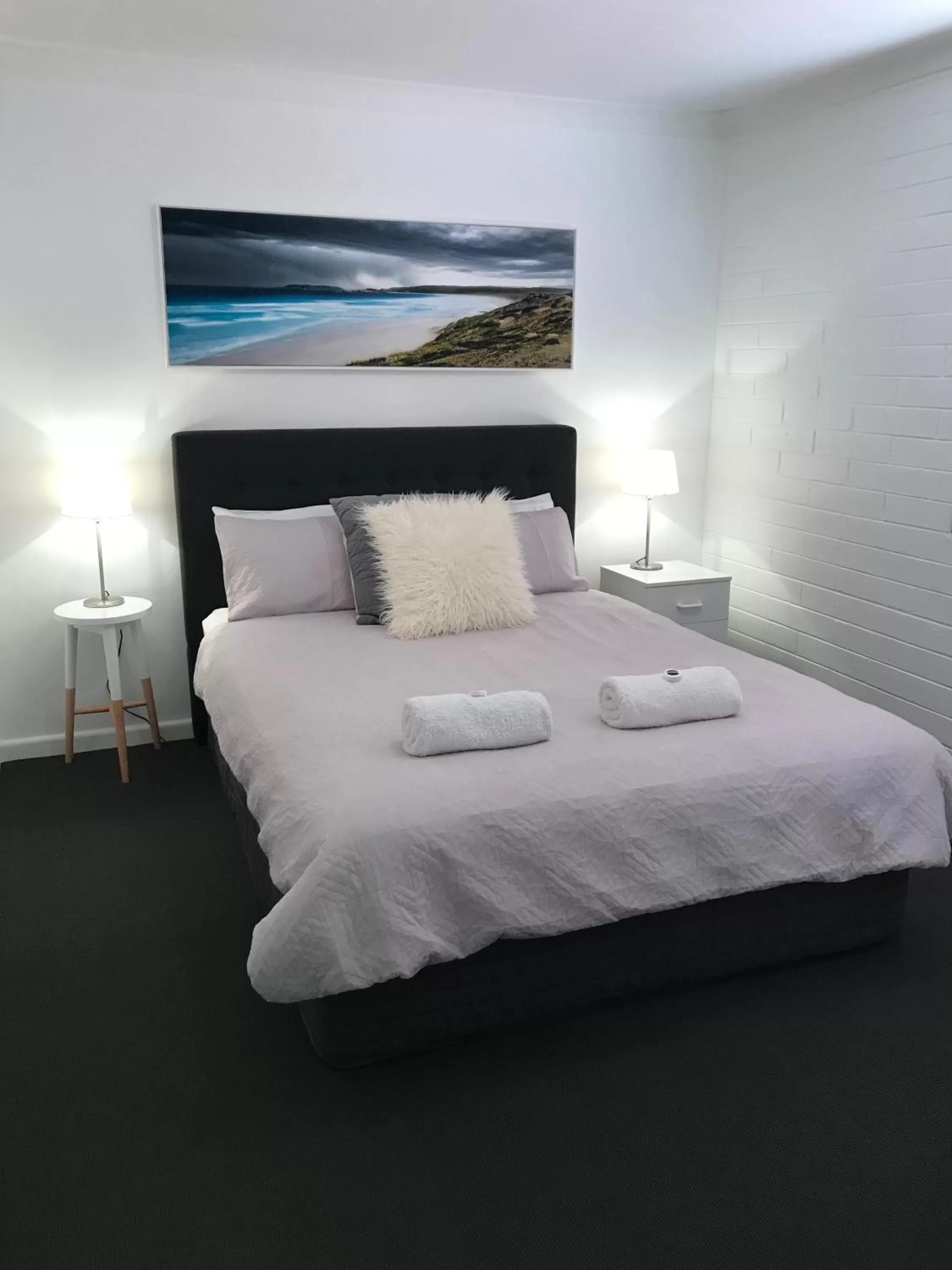 Bedroom, Bed in Archipelago Apartments Esperance