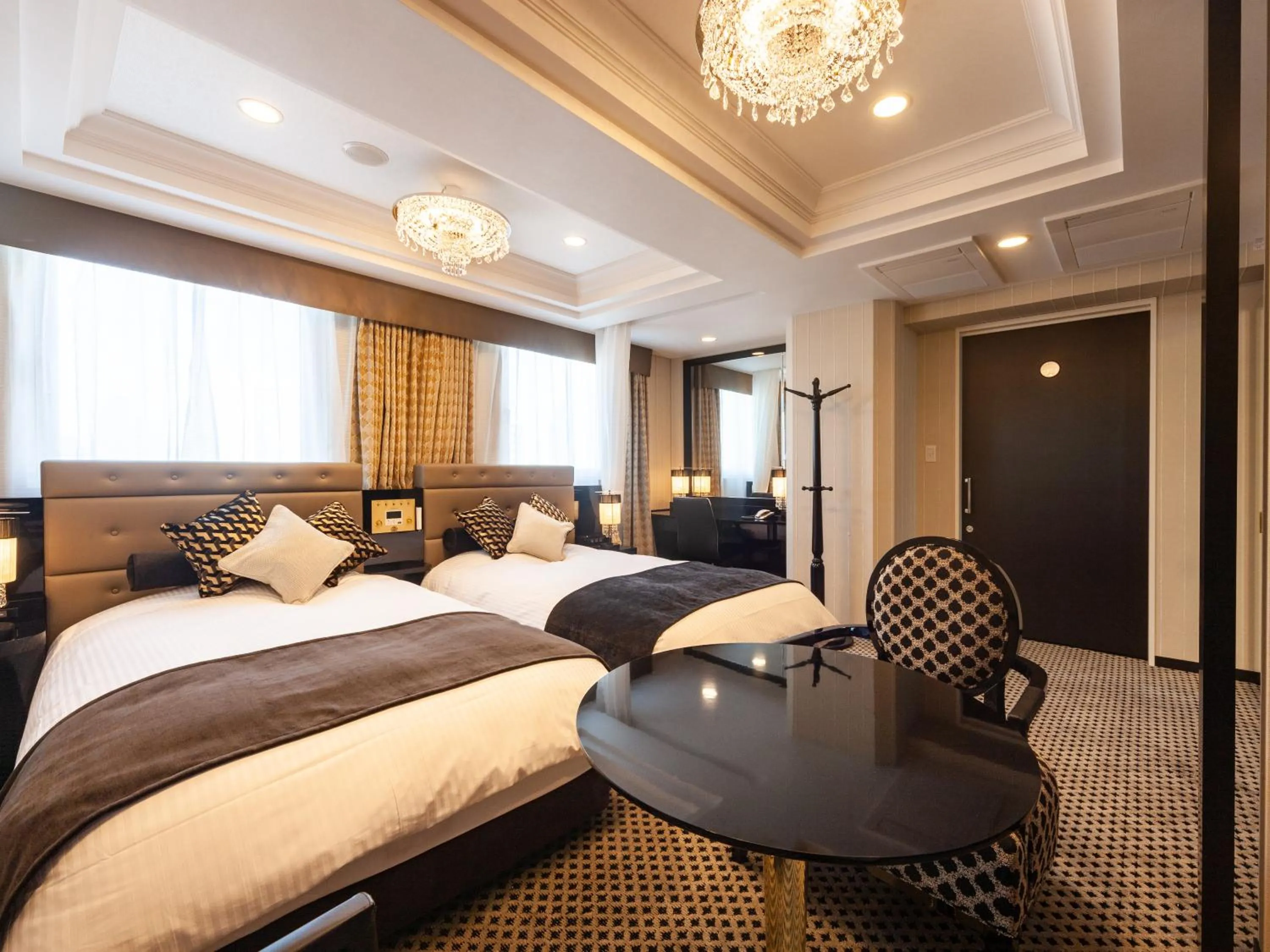 Photo of the whole room, Bed in APA Hotel PRIDE Akasaka Kokkaigijidomae