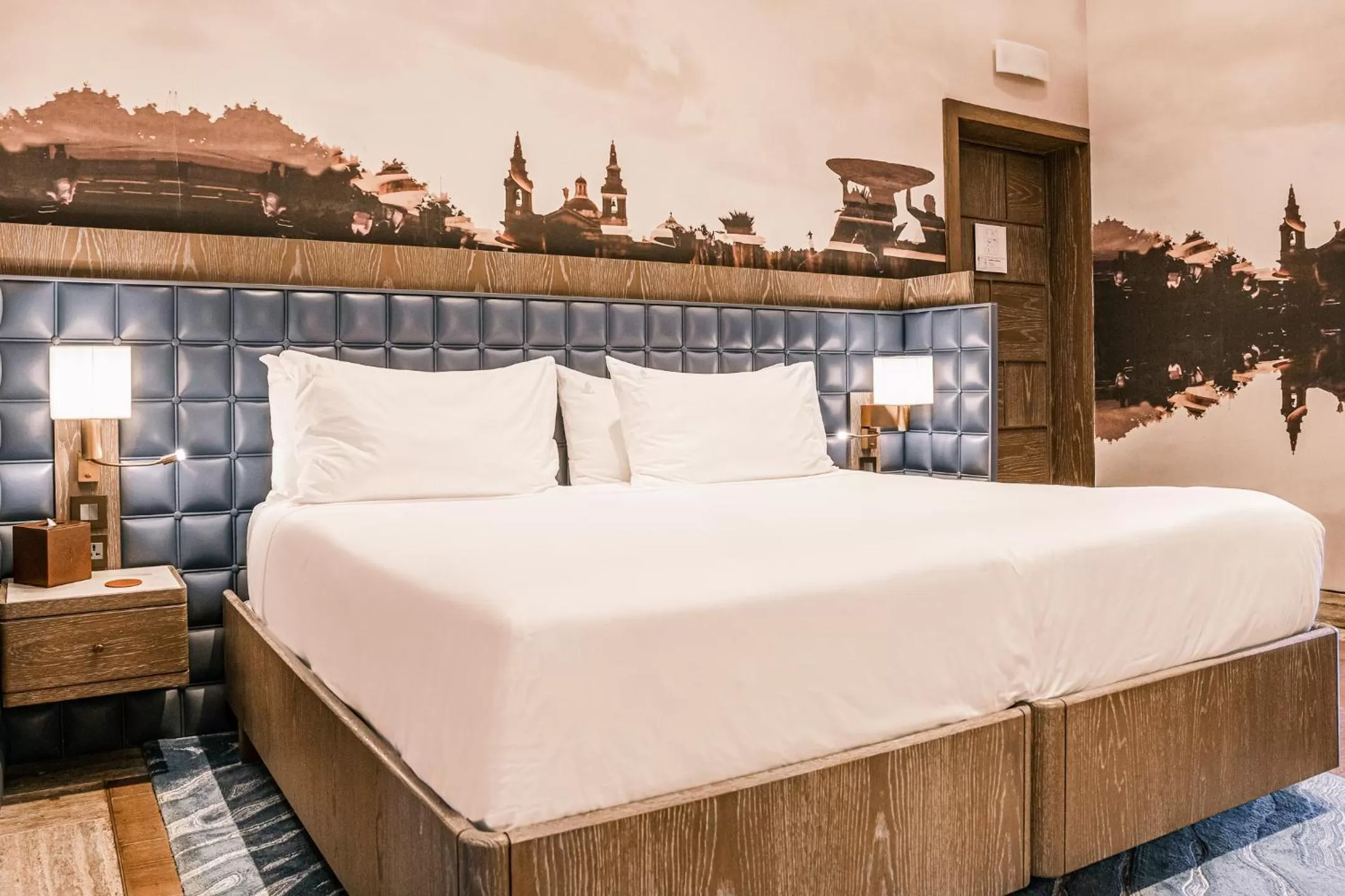 Bed in Iniala Harbour House