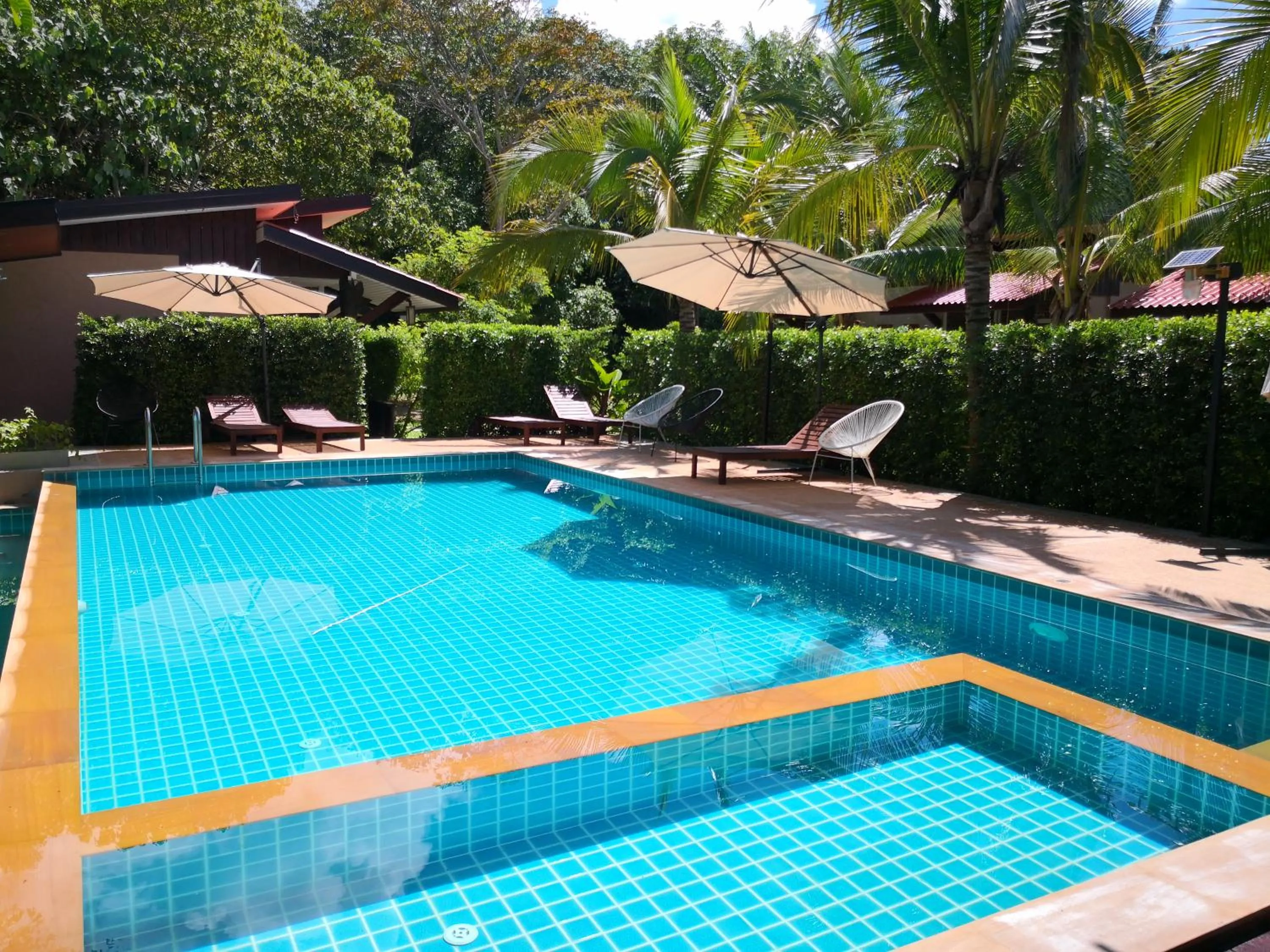 Swimming pool in Baan Suan Rim Klong Resort