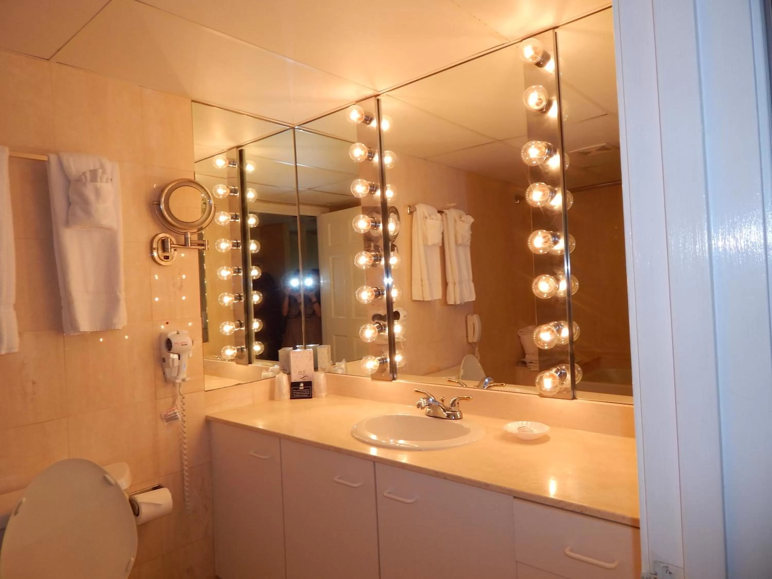 King Studio - Non-Smoking in Coconut Malorie Resort Ocean City a Ramada by Wyndham