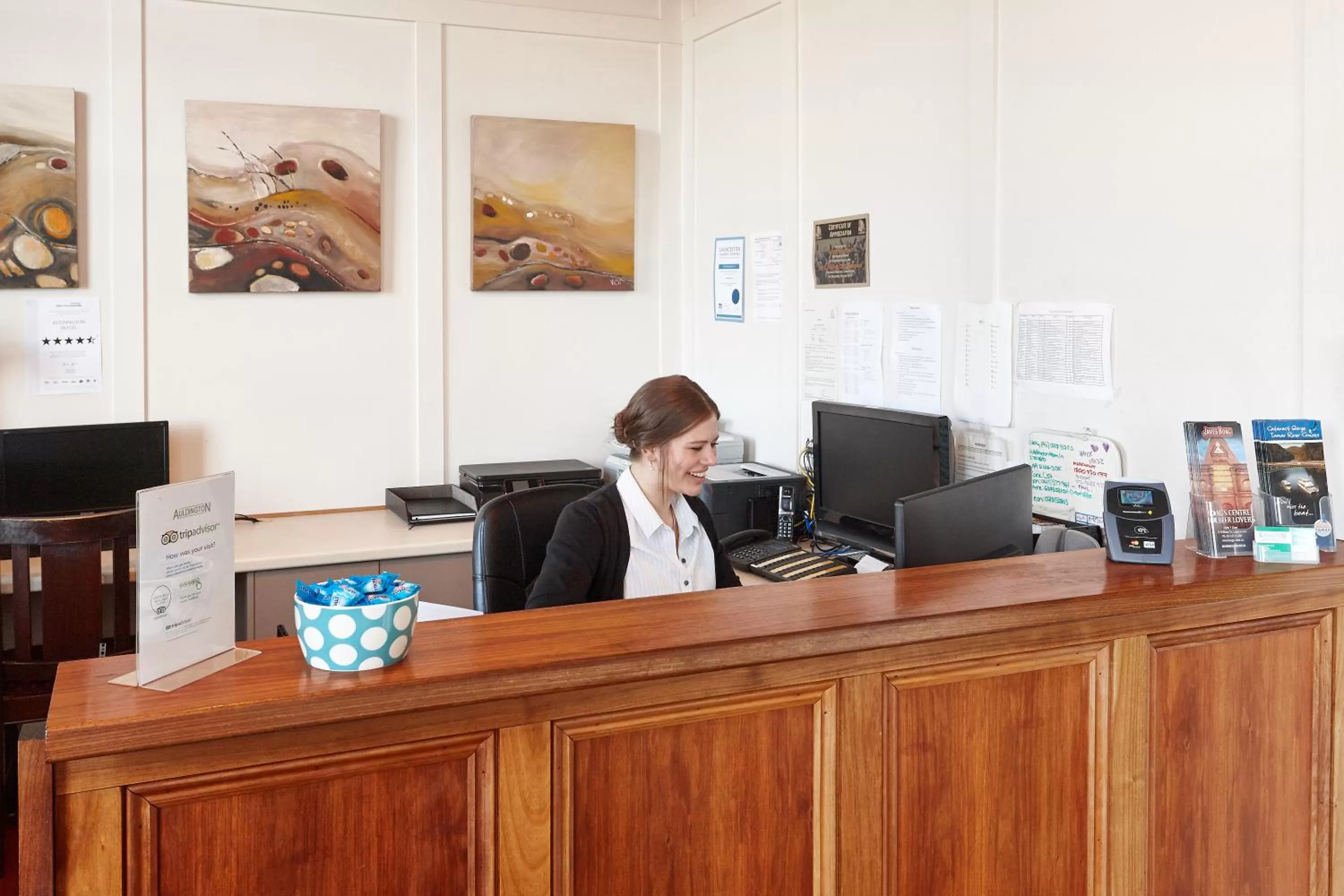 Staff in Auldington Hotel