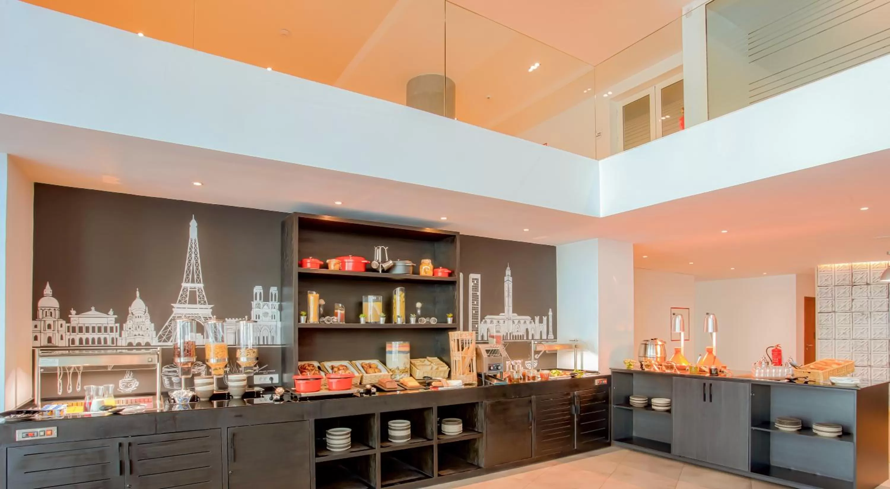 Restaurant/places to eat in Campanile Casablanca Centre Ville