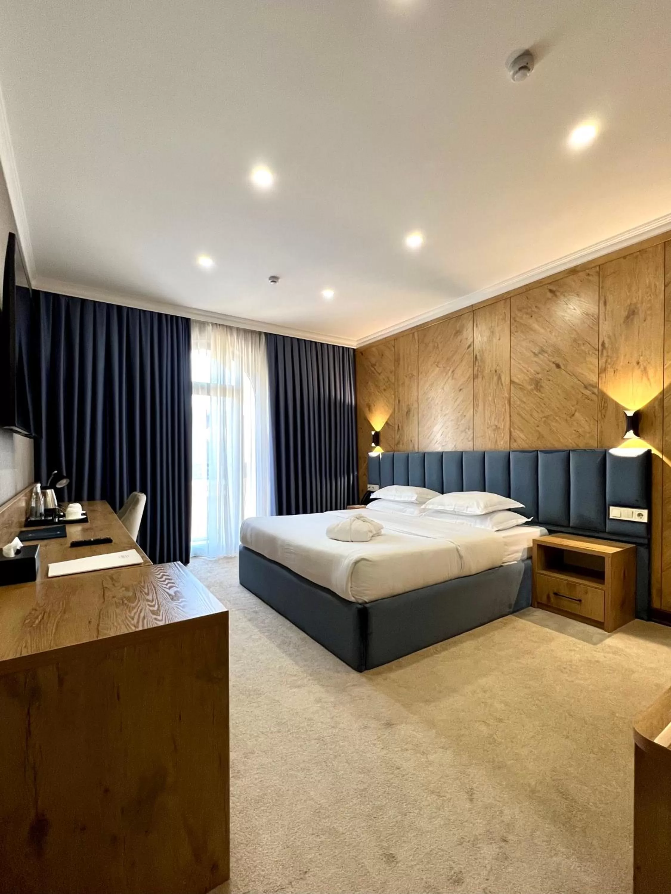 Bed in OSCAR BOUTIQUE HOTEL