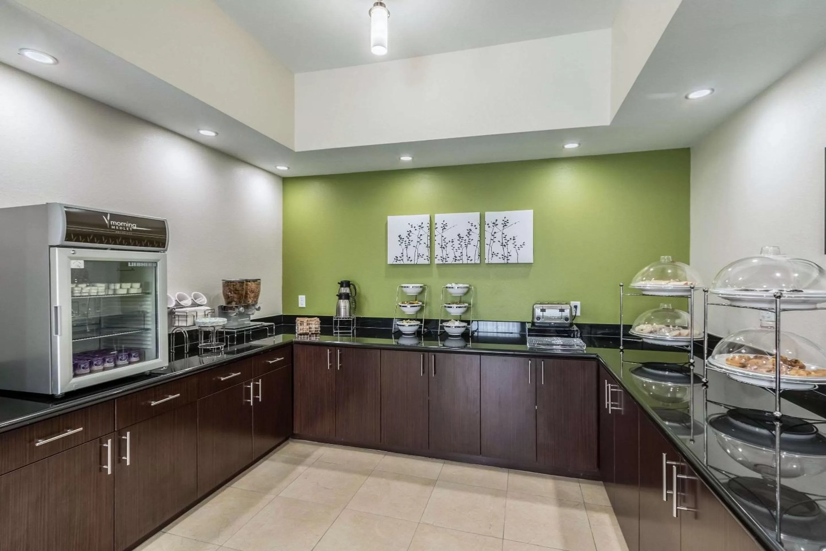 Restaurant/places to eat in Sleep Inn & Suites College Station near University