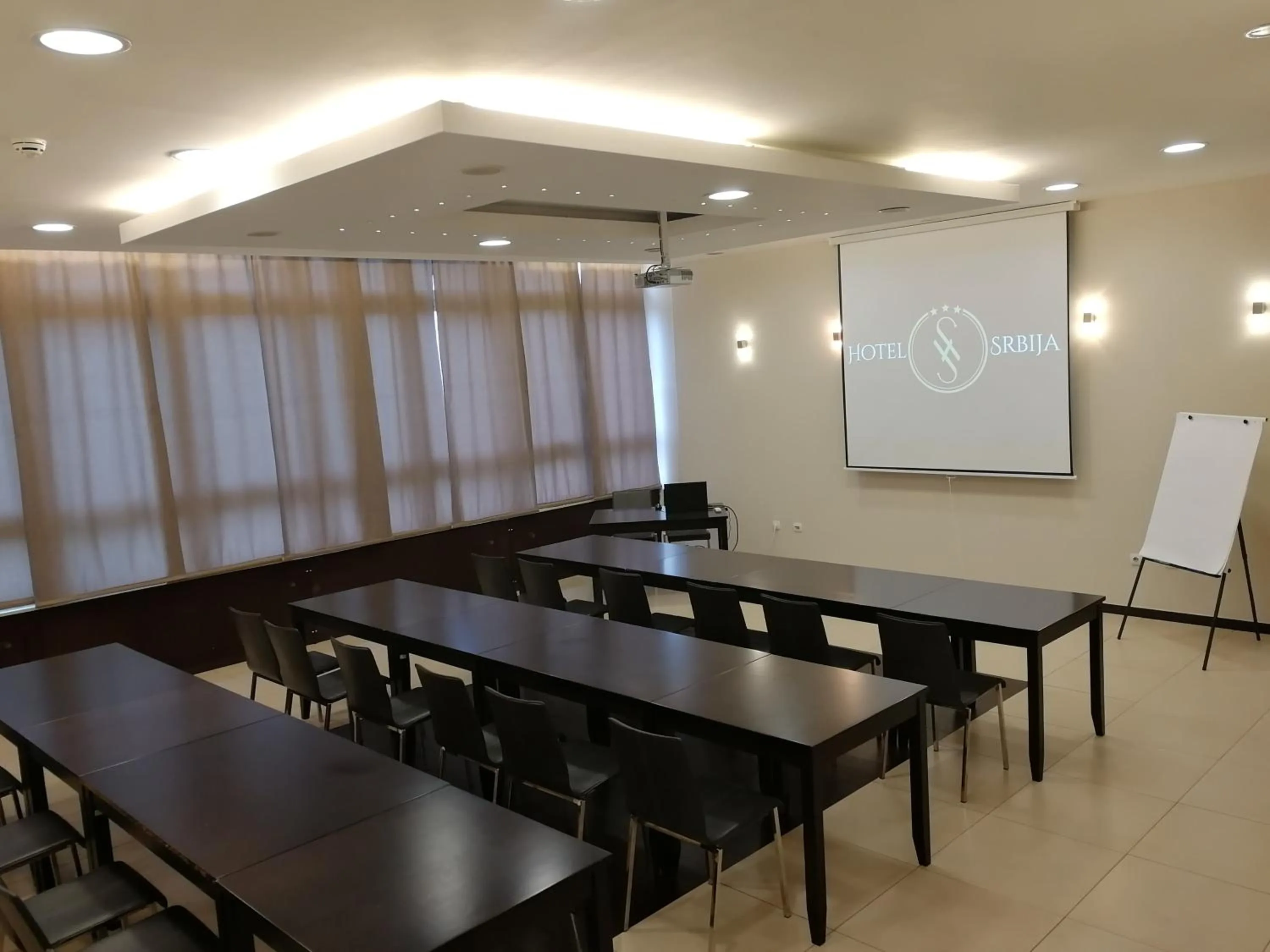 Meeting/conference room in Hotel Srbija-FREE PARKING