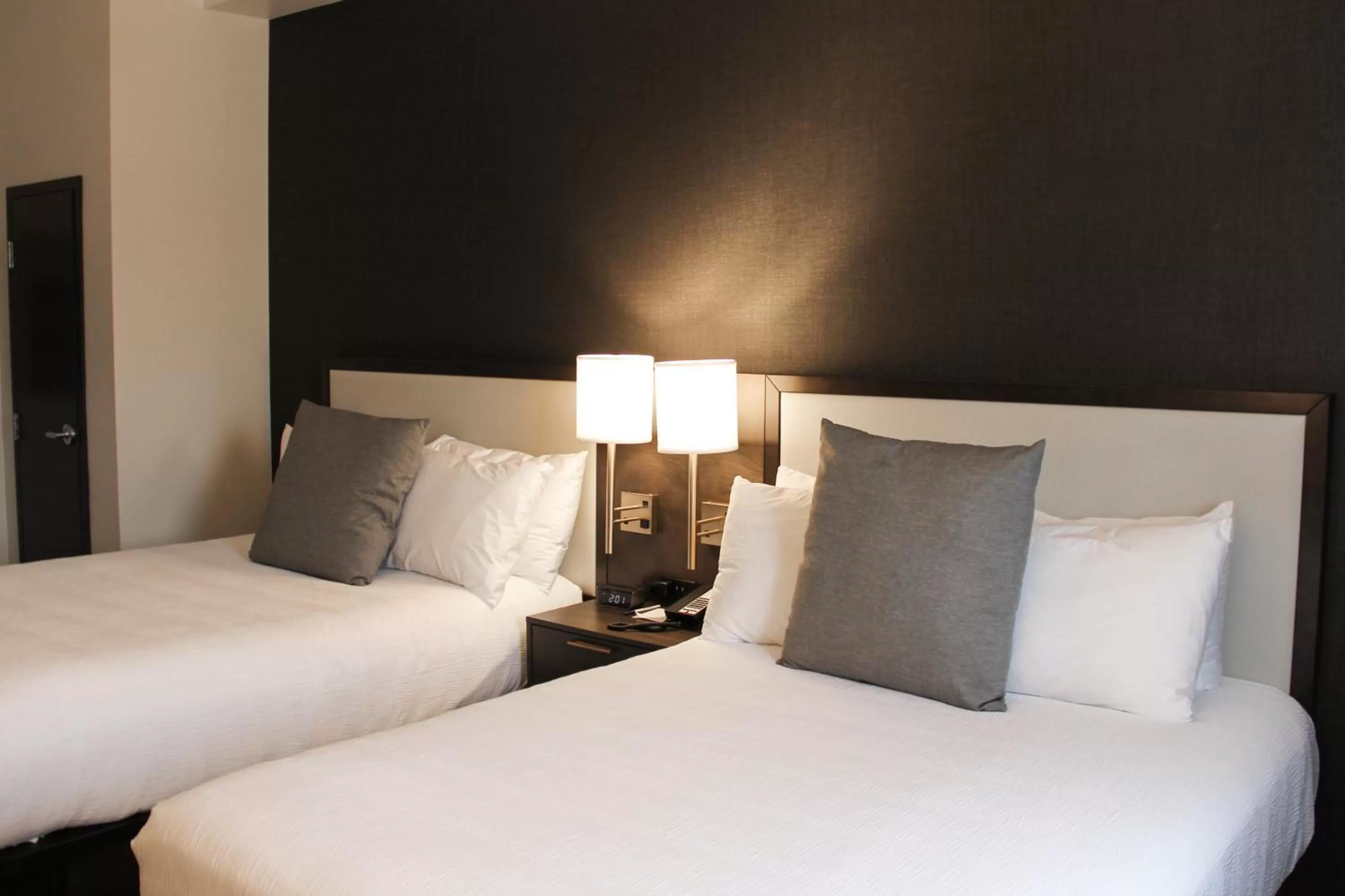 Bed in Best Western Plus Morden