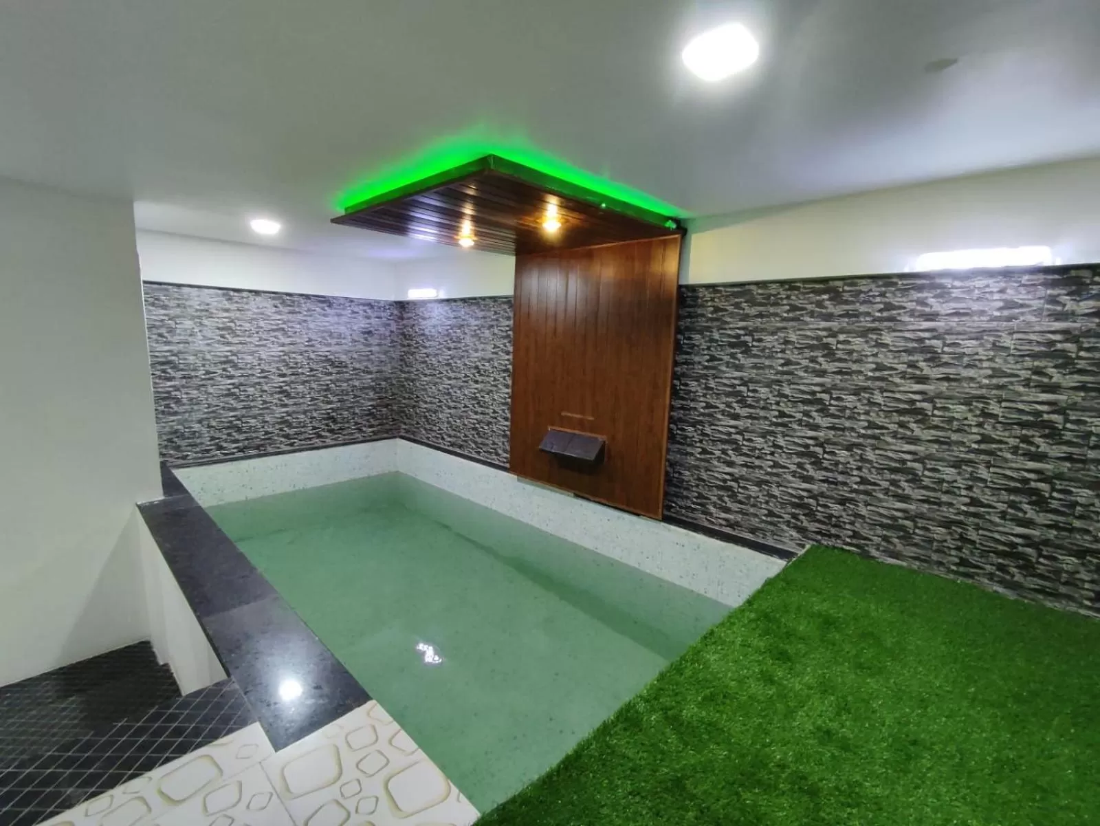 Bedroom in Hotel Jurkis, Kolhapur