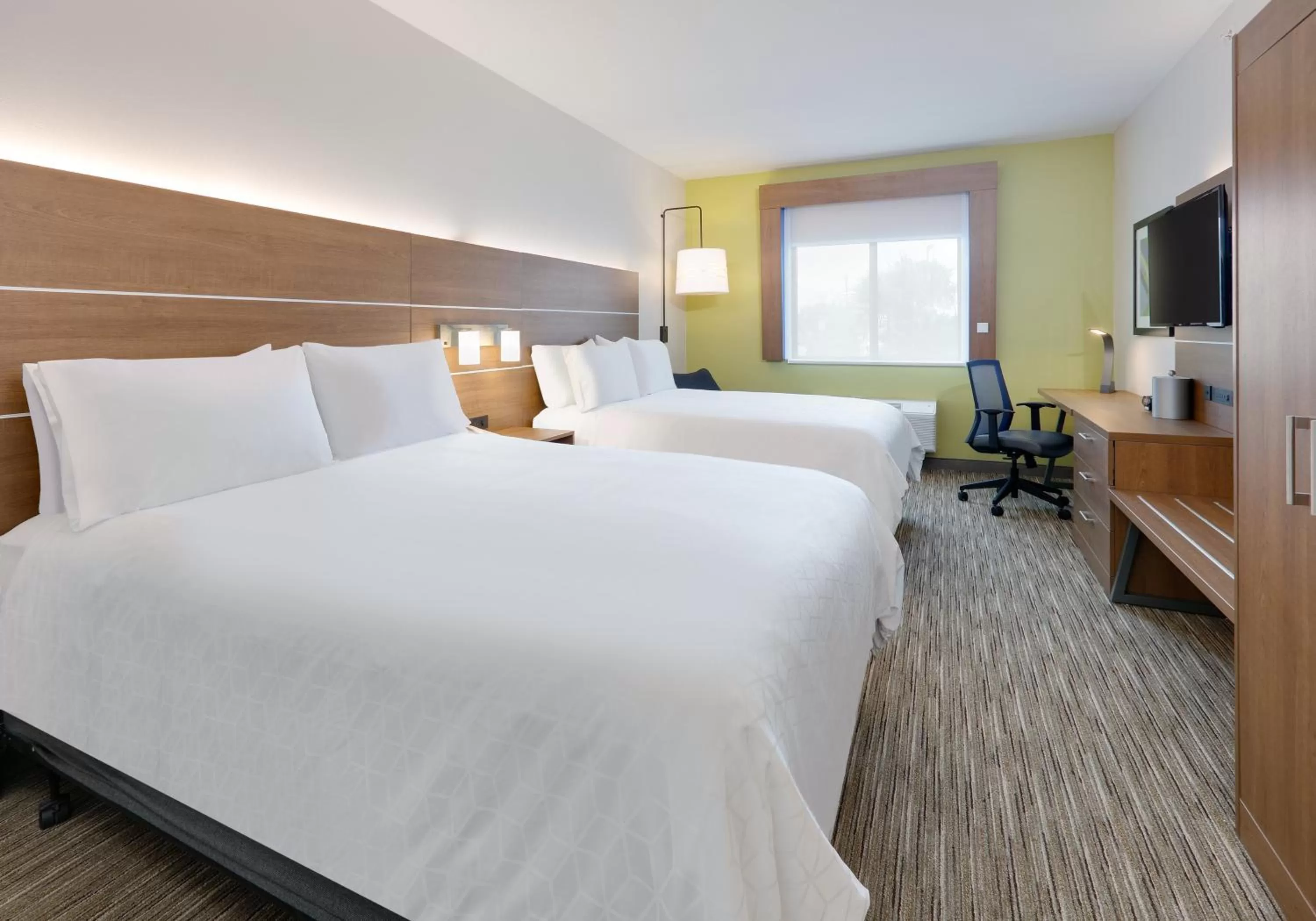 Photo of the whole room, Bed in Holiday Inn Express & Suites San Antonio NW near SeaWorld by IHG