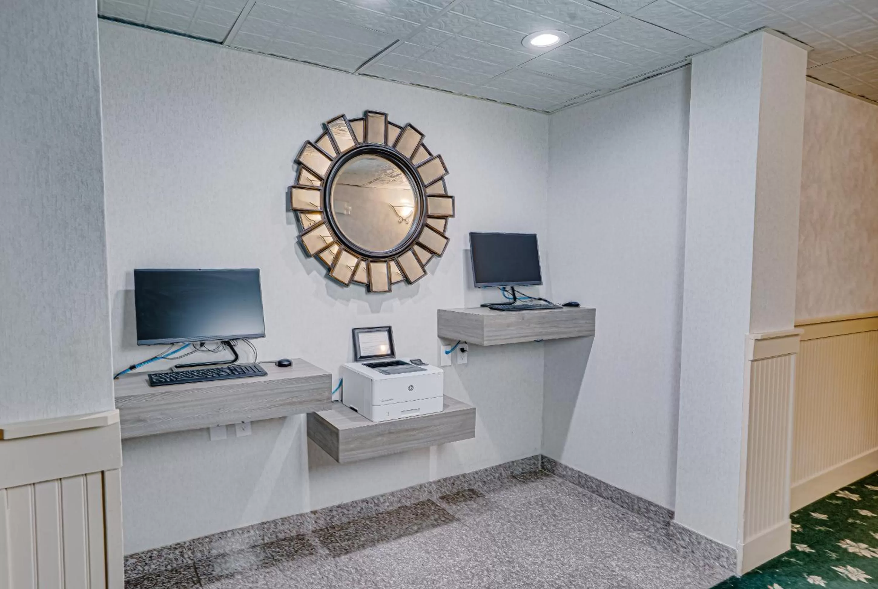 Business facilities in The Ashley Inn & Suites