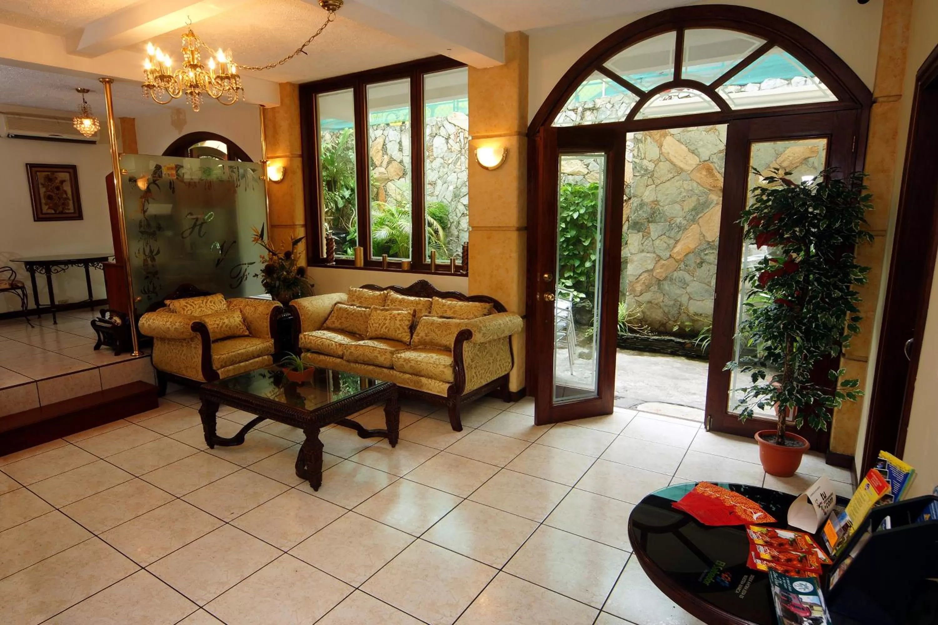 Living room in Hotel Villa Florencia Zona Rosa