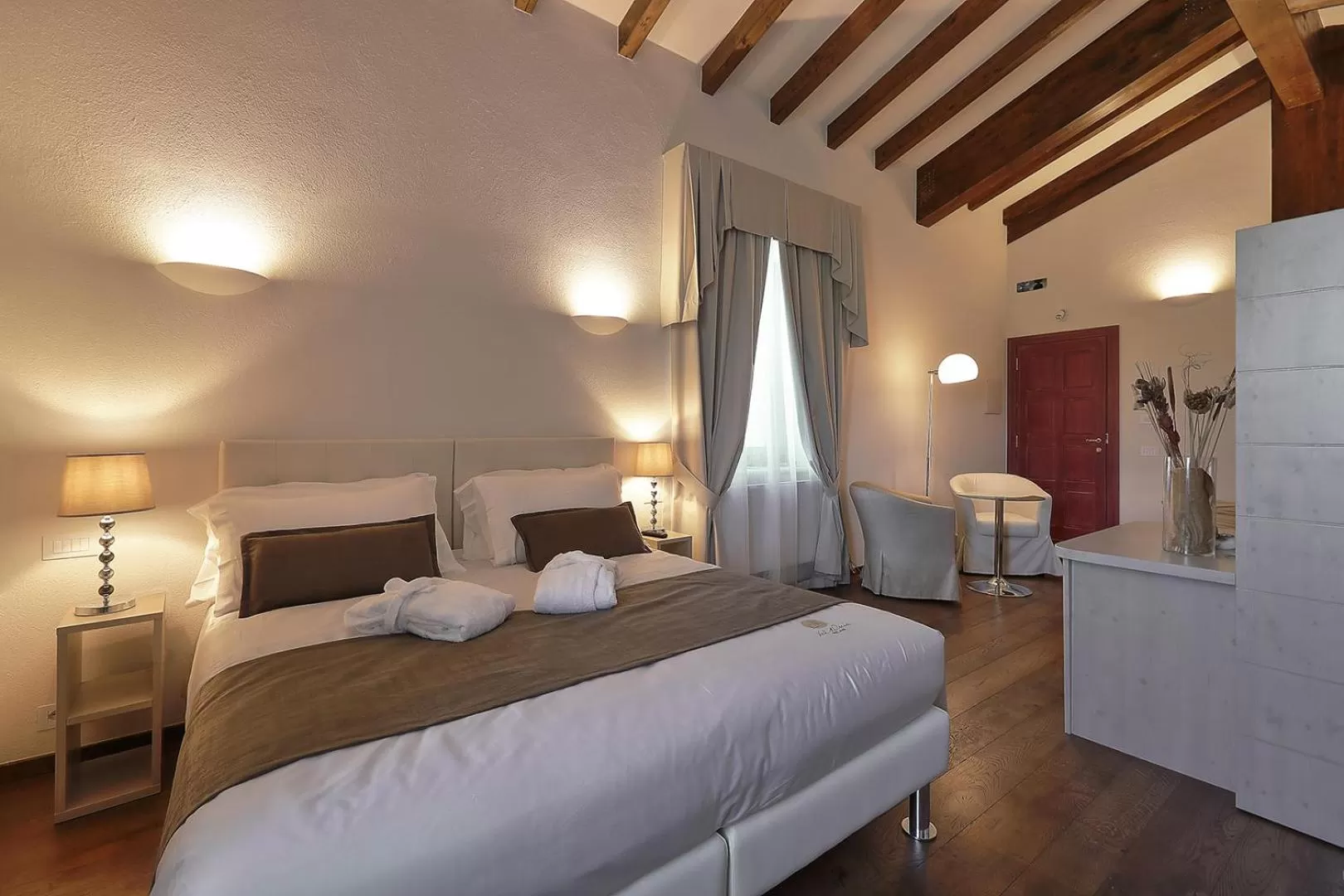 Bed in RELAIS VAL D'ORCIA
