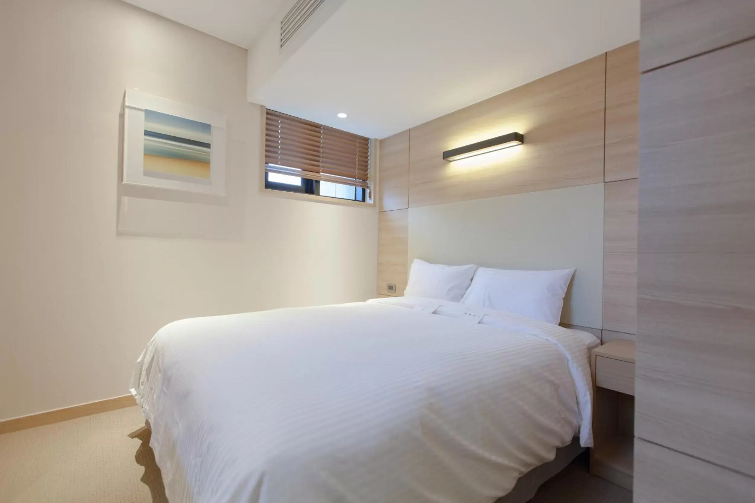 Studio (Limited View) in Acube Hotel Dongdaemun Studio (Limited View) in Acube Hotel Dongdaemun