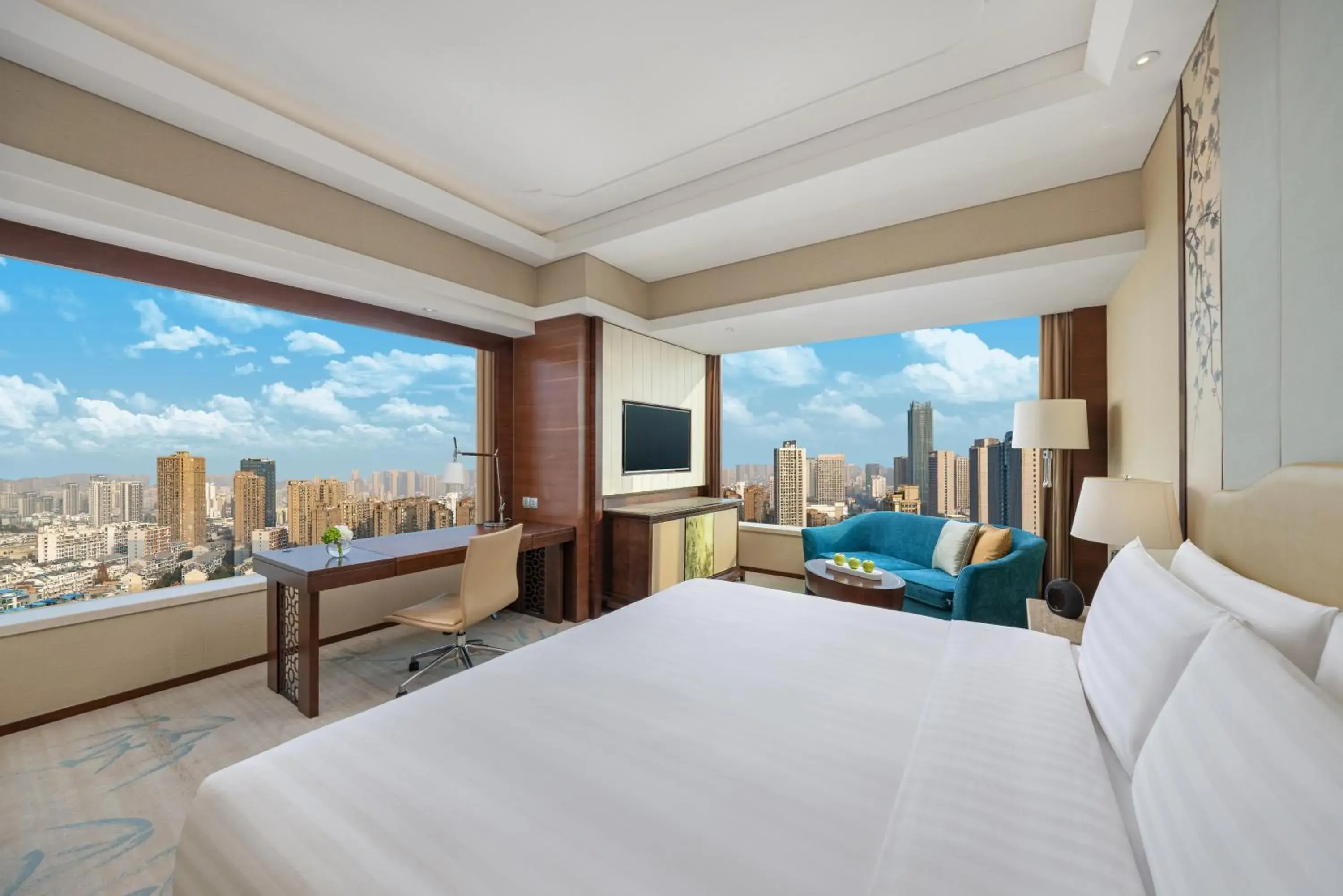 Executive Suite King Room in Shangri-La Hefei Executive Suite King Room in Shangri-La Hefei