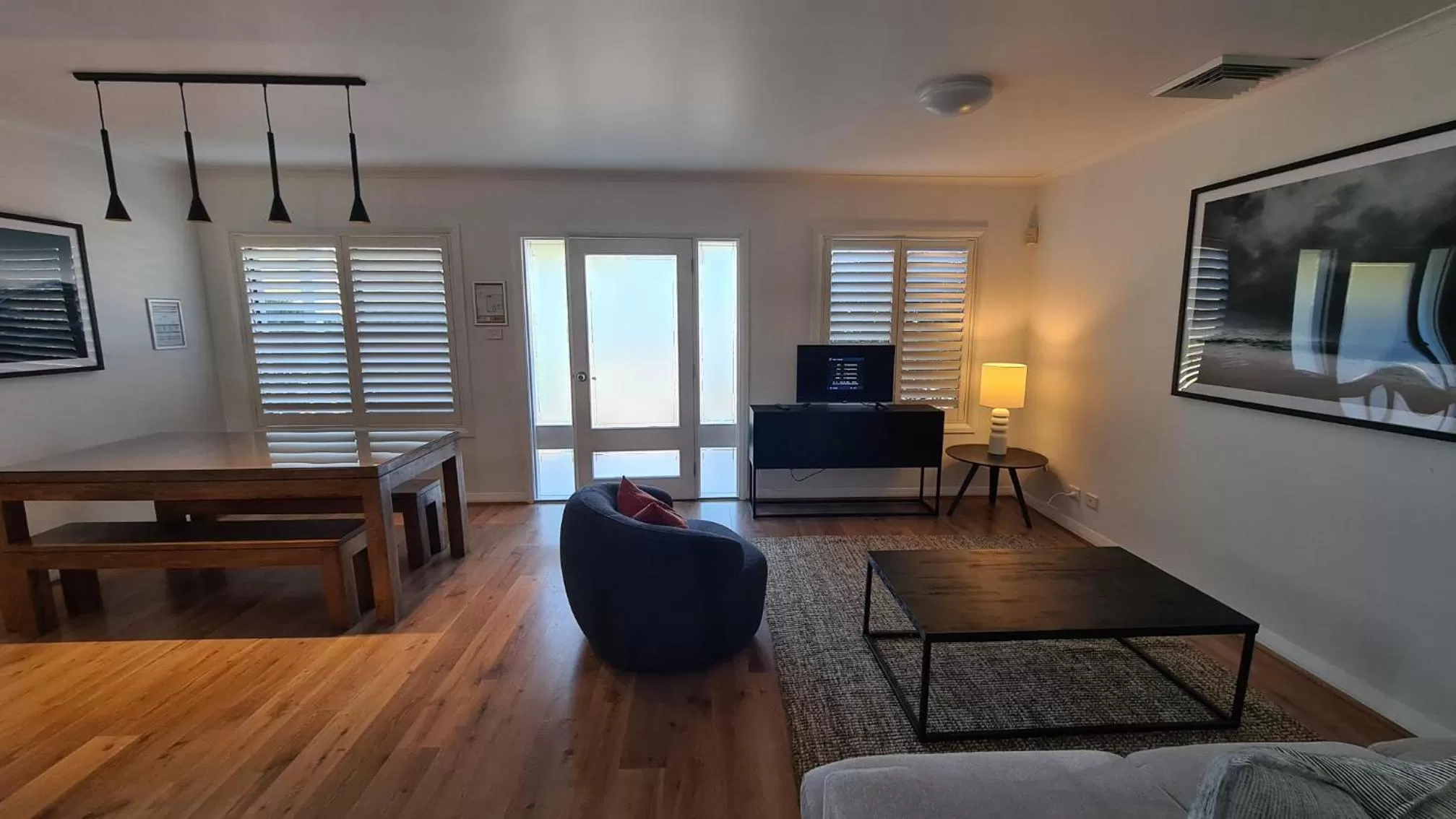 TV and multimedia in Stay At Raffertys Resort