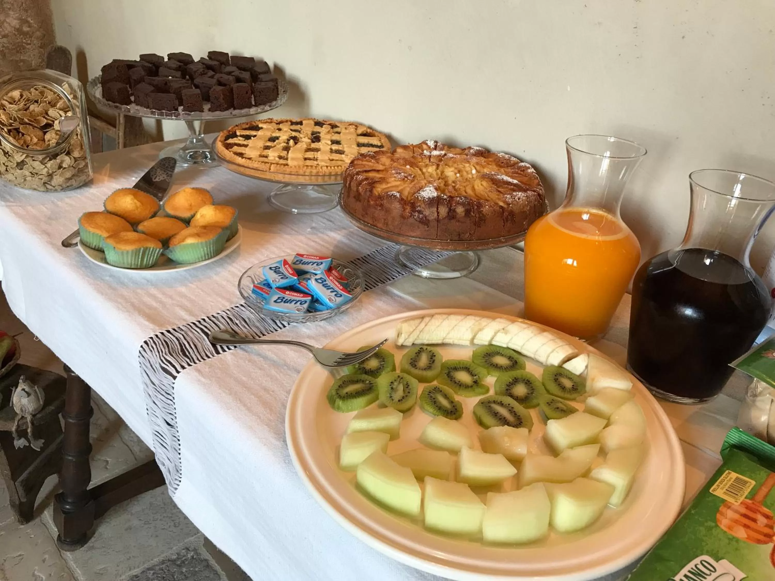 Continental breakfast in Charme in Perillis