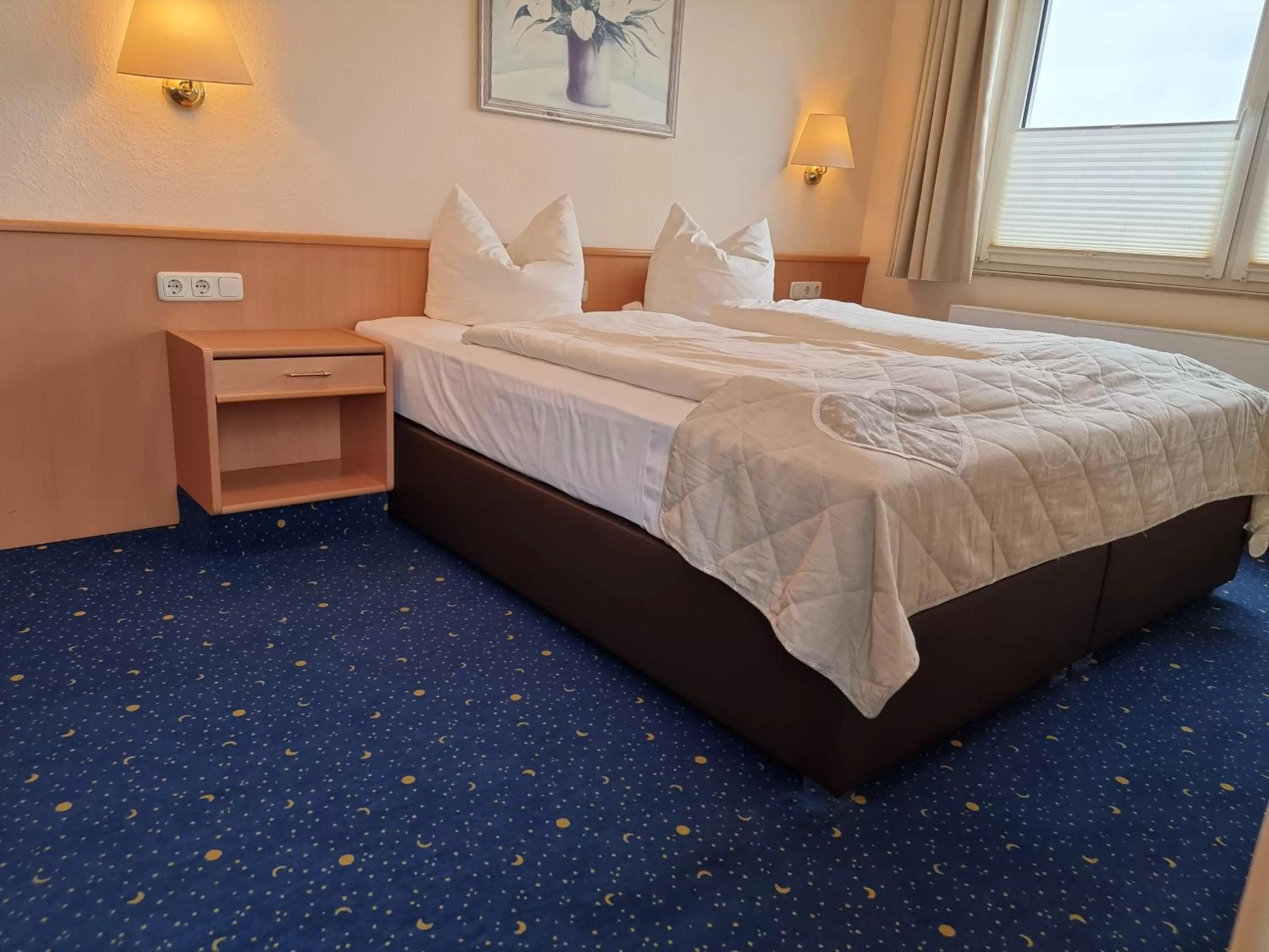 Photo of the whole room, Bed in Sonnenhof