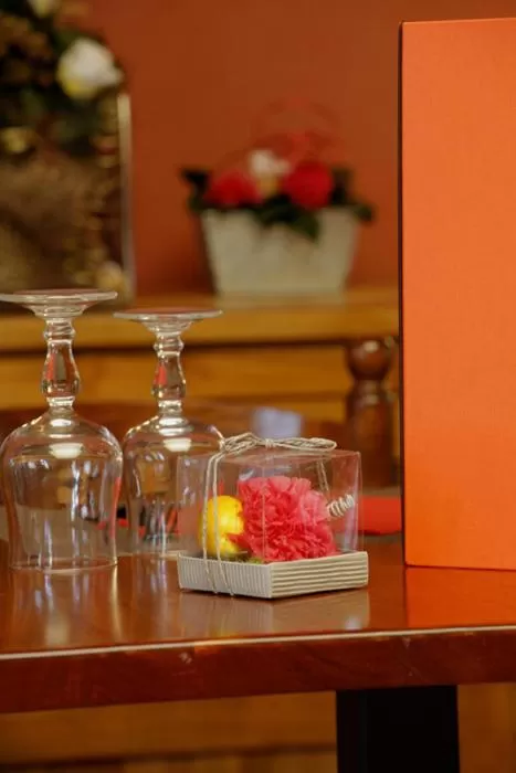 Decorative detail in Logis Hôtel Novalis Quimperlé