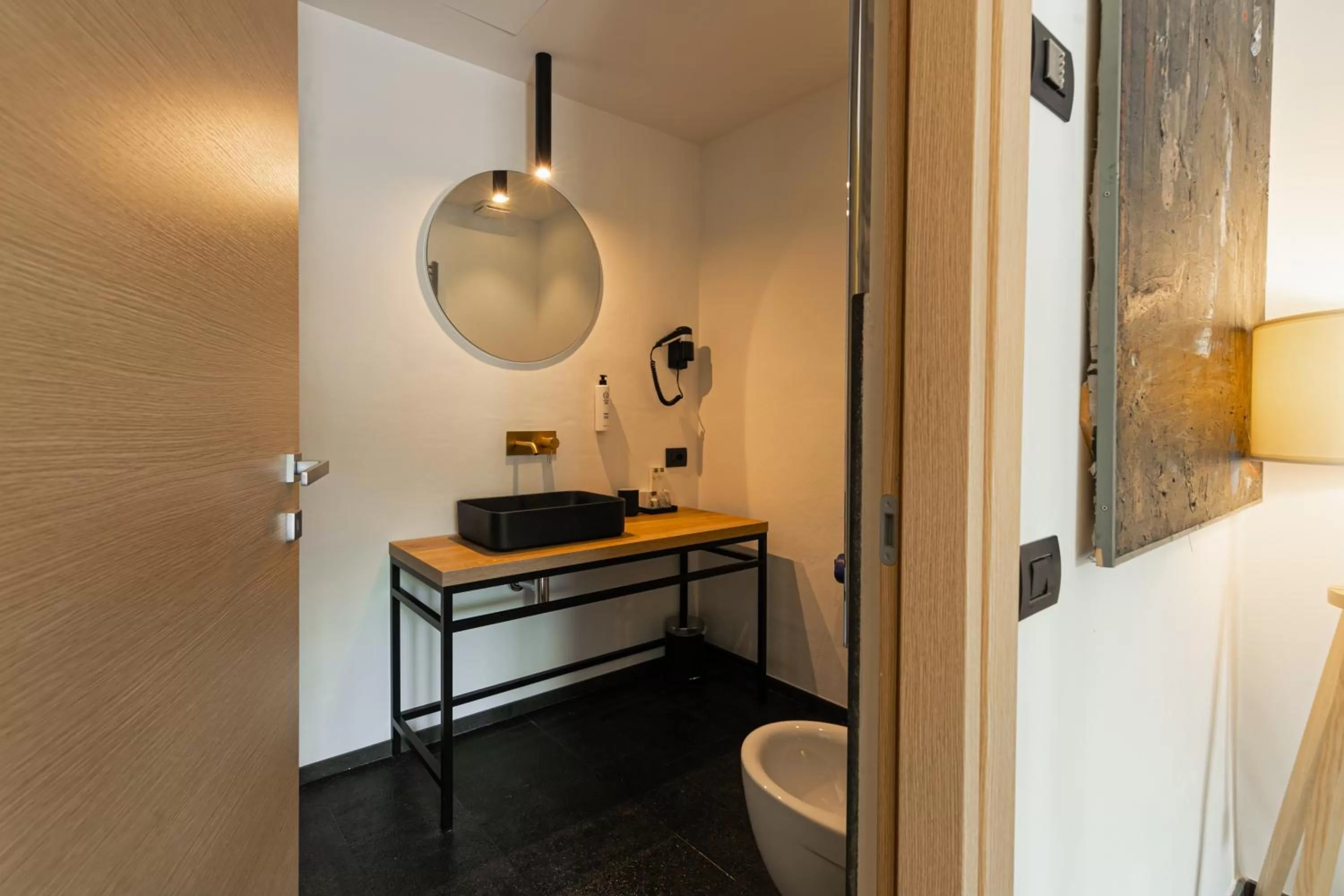 Toilet in Villa Totò Resort