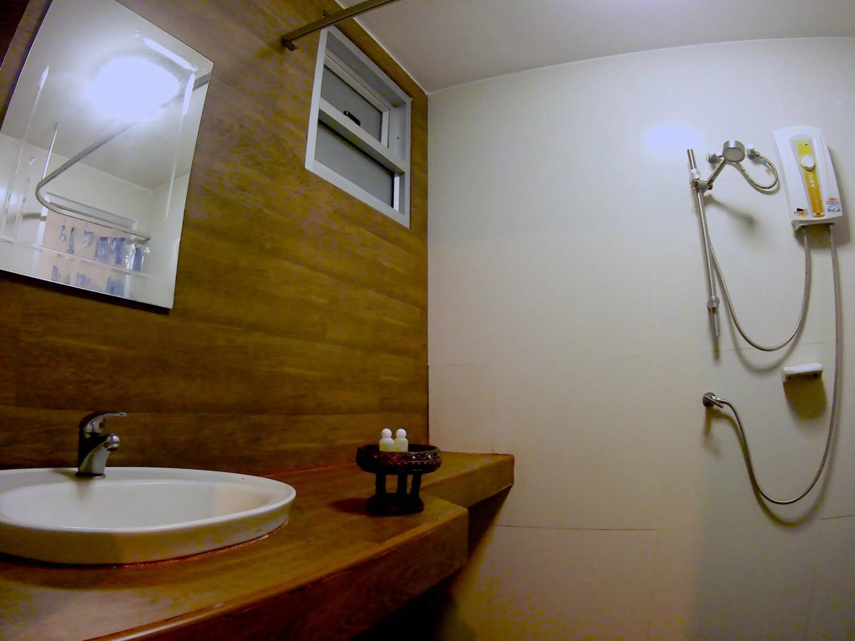 Bathroom in Sea-Sun Bungalow & Resort