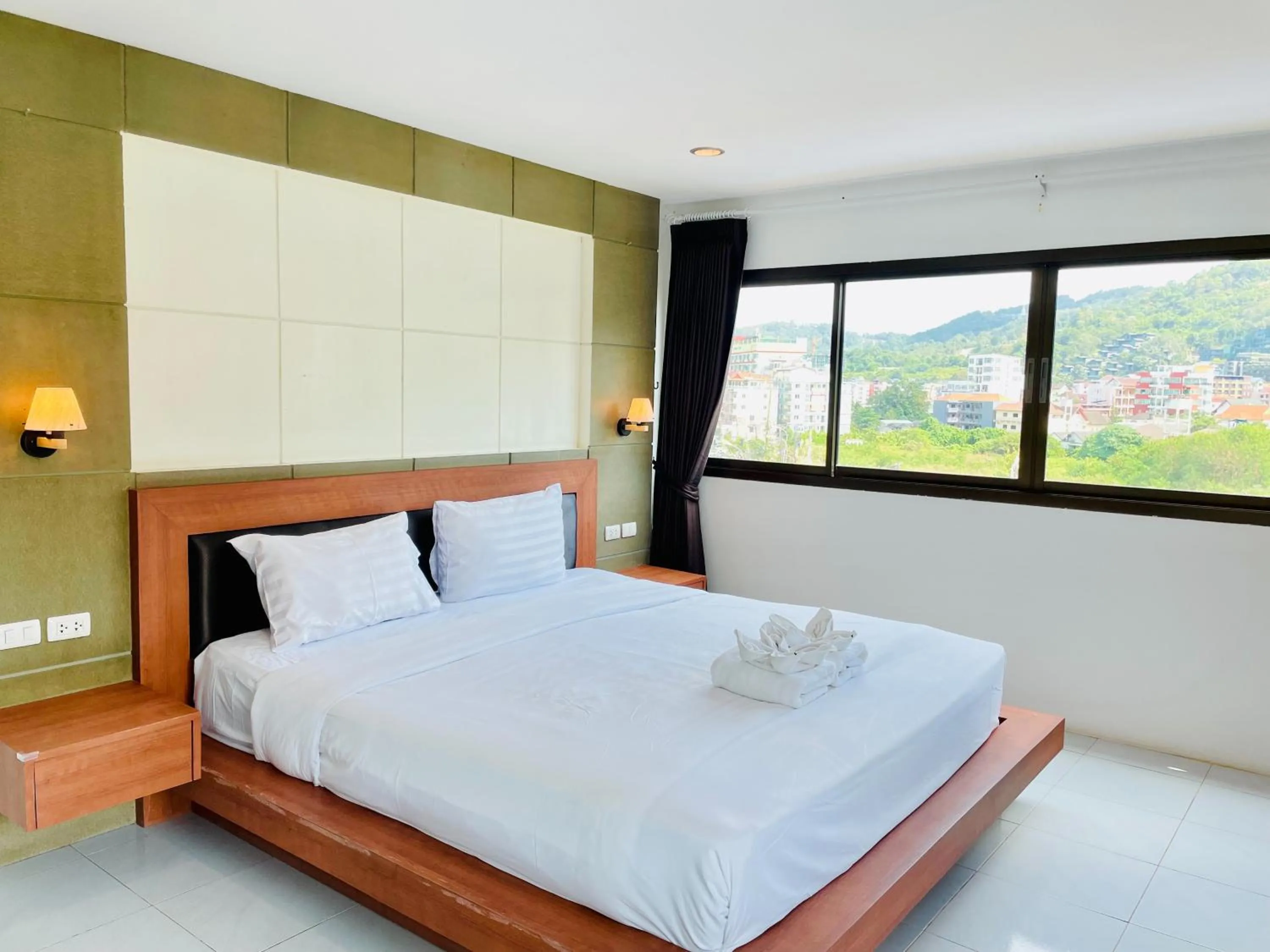 Bed in Good Nice Hotel