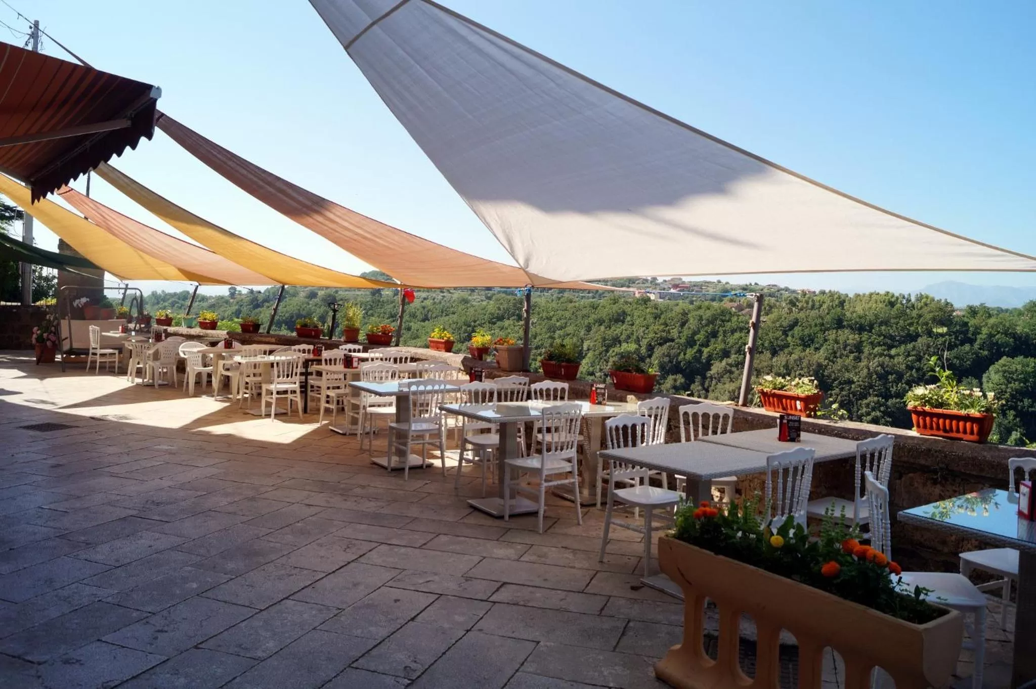 Restaurant/places to eat in B&b Sant'Agata