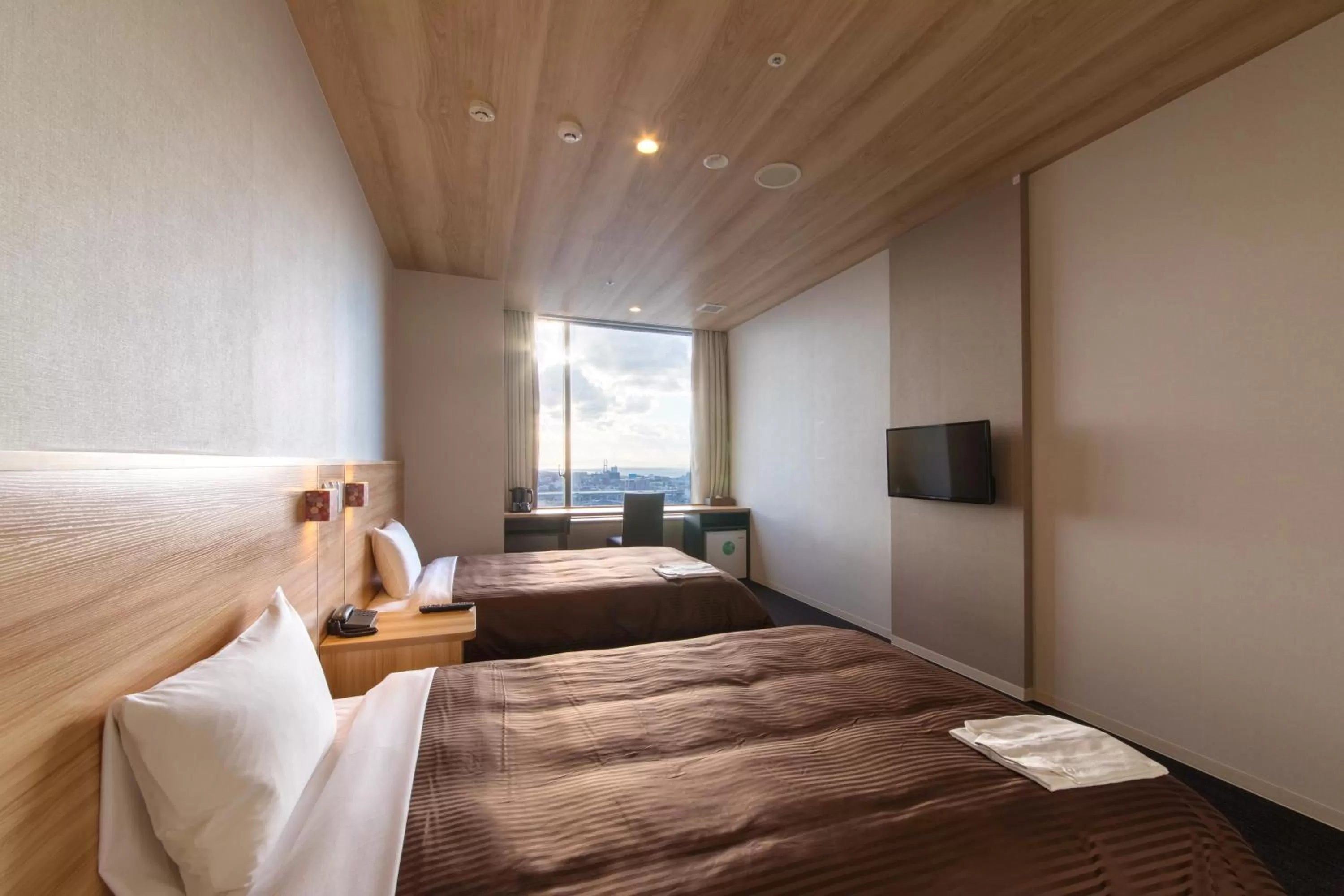 Photo of the whole room, Bed in Izumisano Center Hotel Kansai International Airport