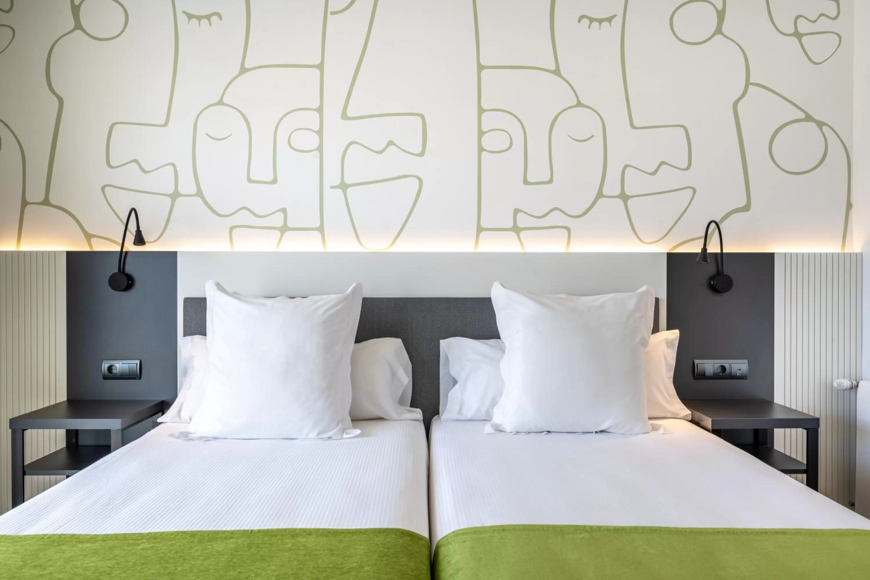 Bed in Climia Benidorm Plaza