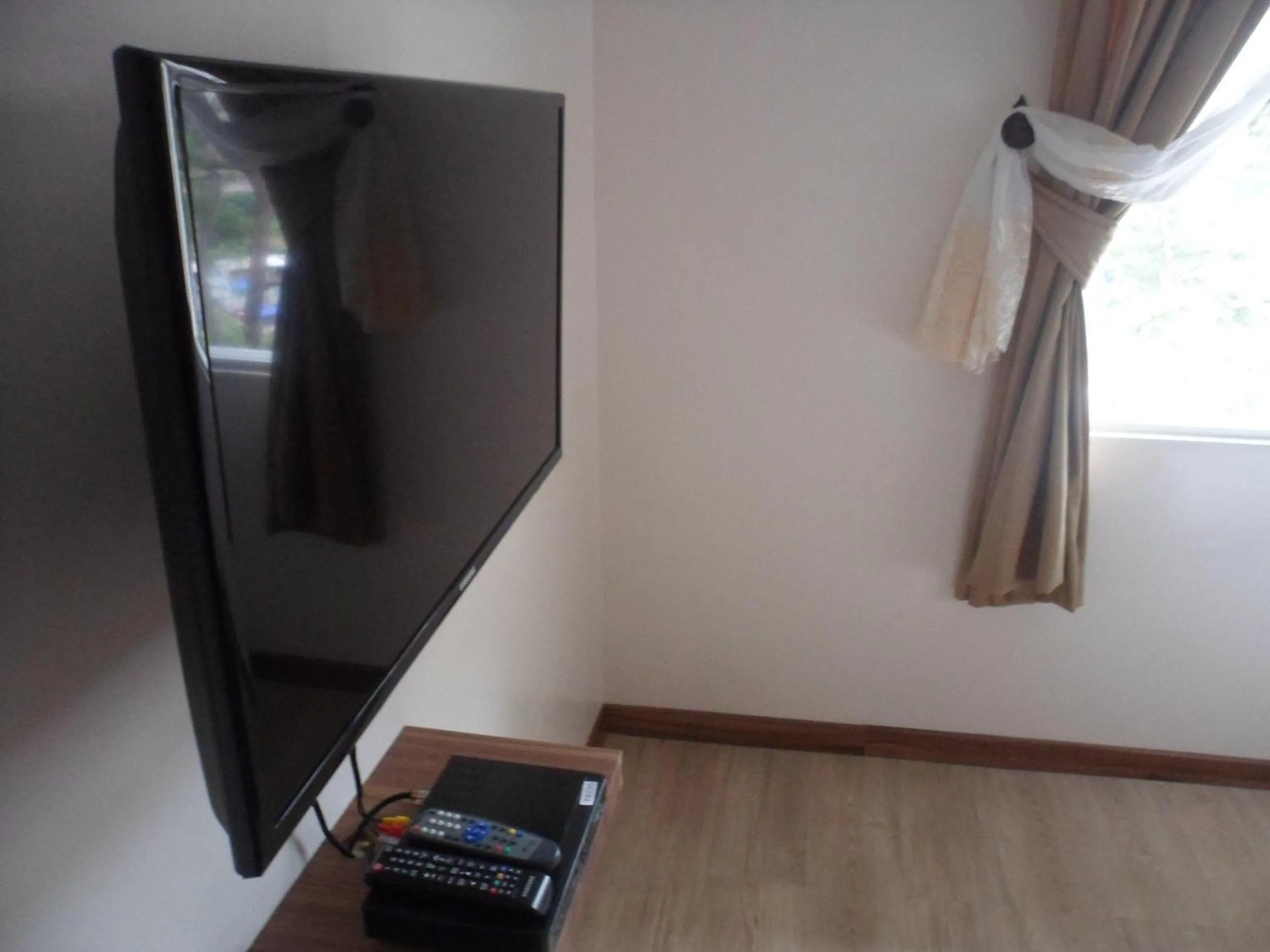 TV and multimedia in Prestige Vacation Apartments - Bonbel Condominium