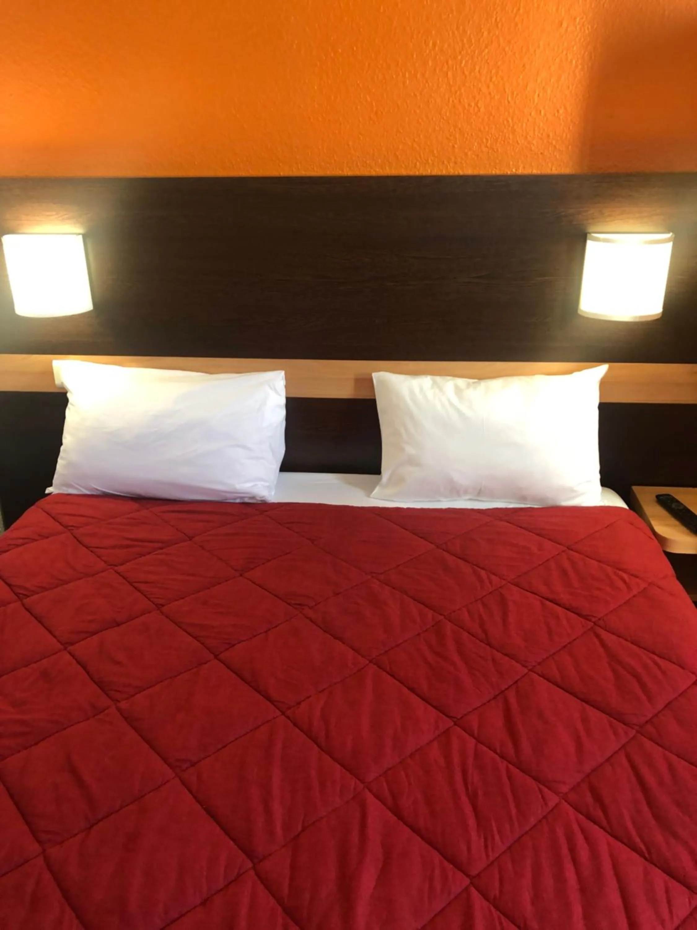 Bedroom in Premiere Classe Rungis - Orly