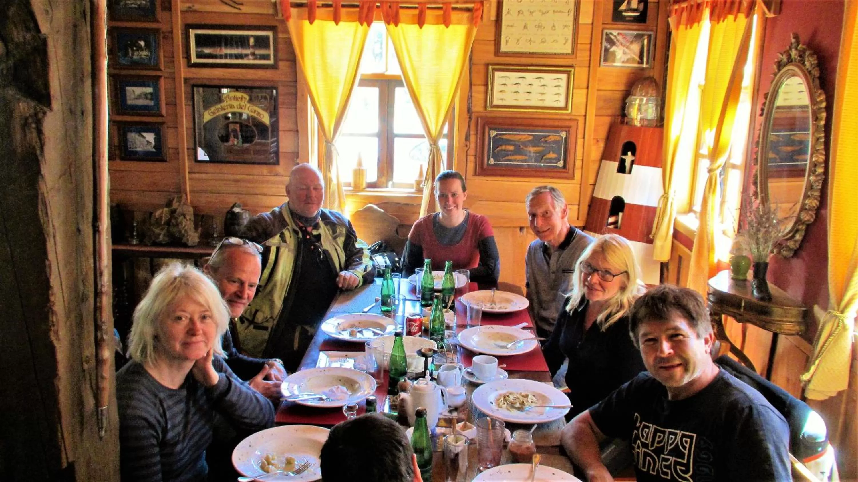 group of guests in Hotel Antigua Casona Patagonia