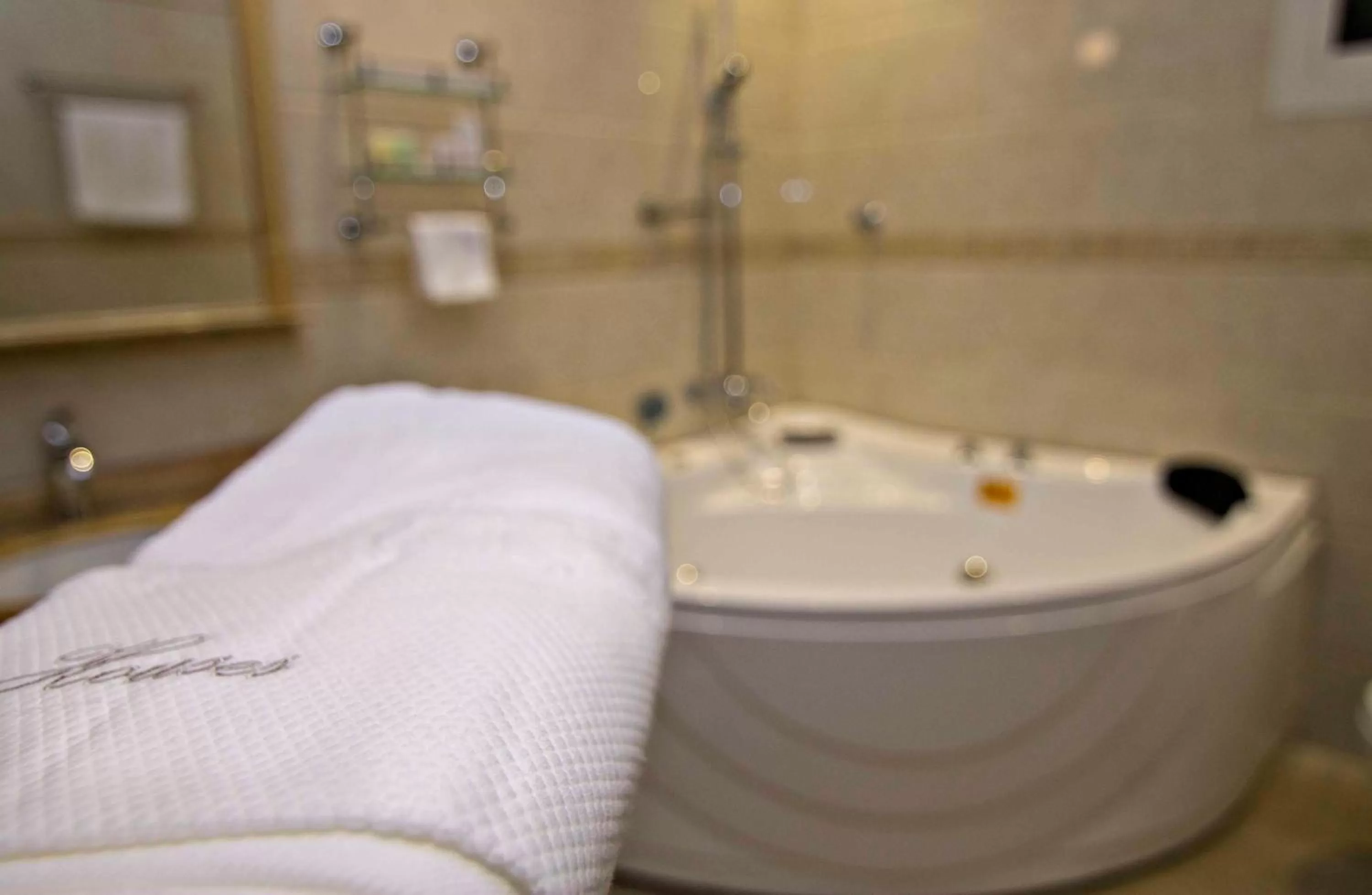 Bathroom in Dreams Houses furnished Suites