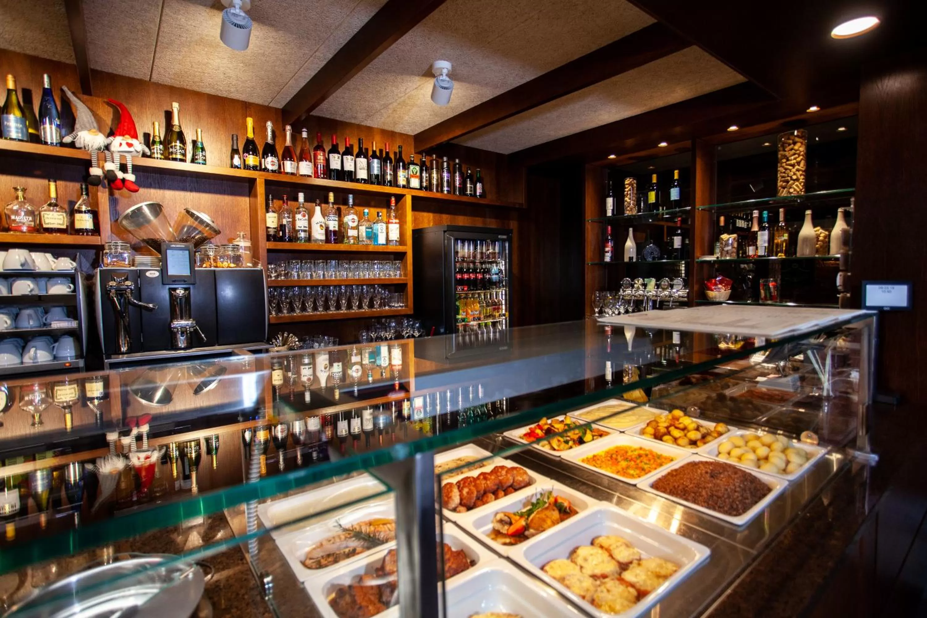 Restaurant/places to eat in Hotel Cēsis