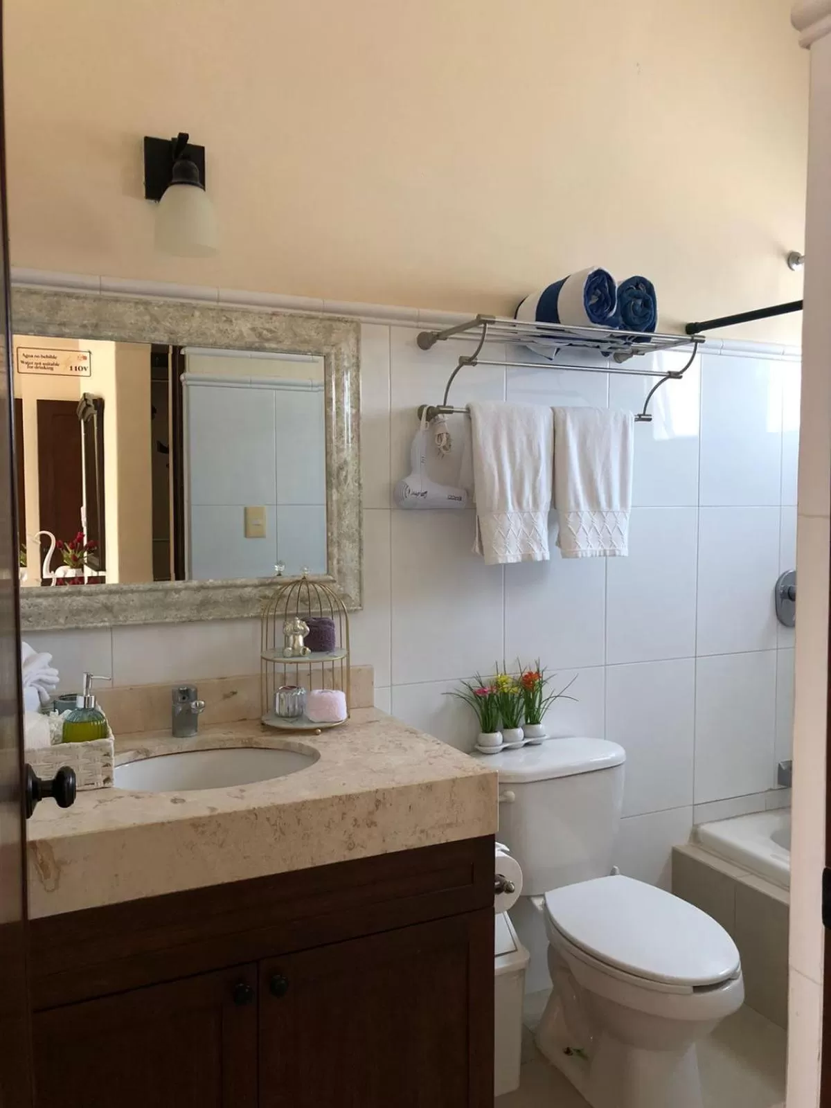 Toilet in Villa Segovia Cozumel