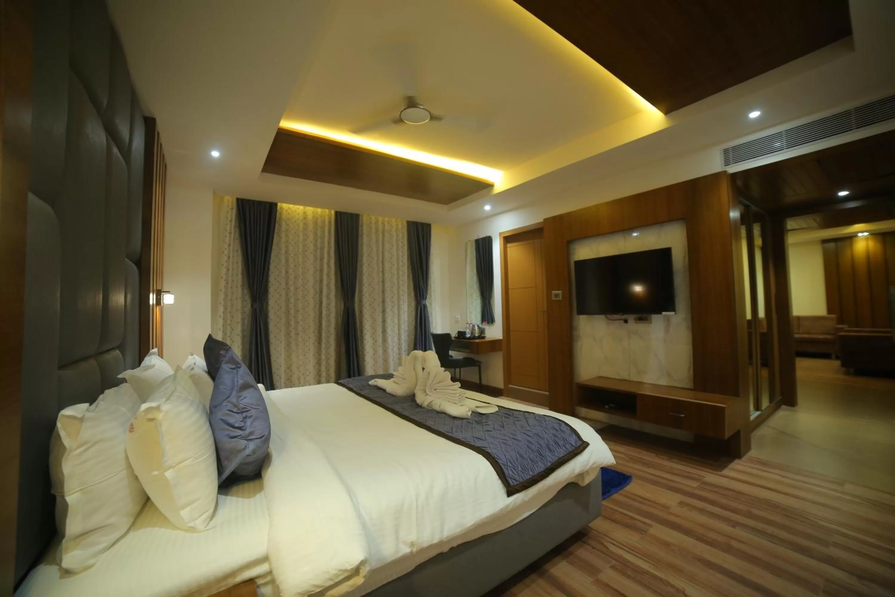 TV and multimedia, Bed in Sree Fortune Grand, Tadepalli