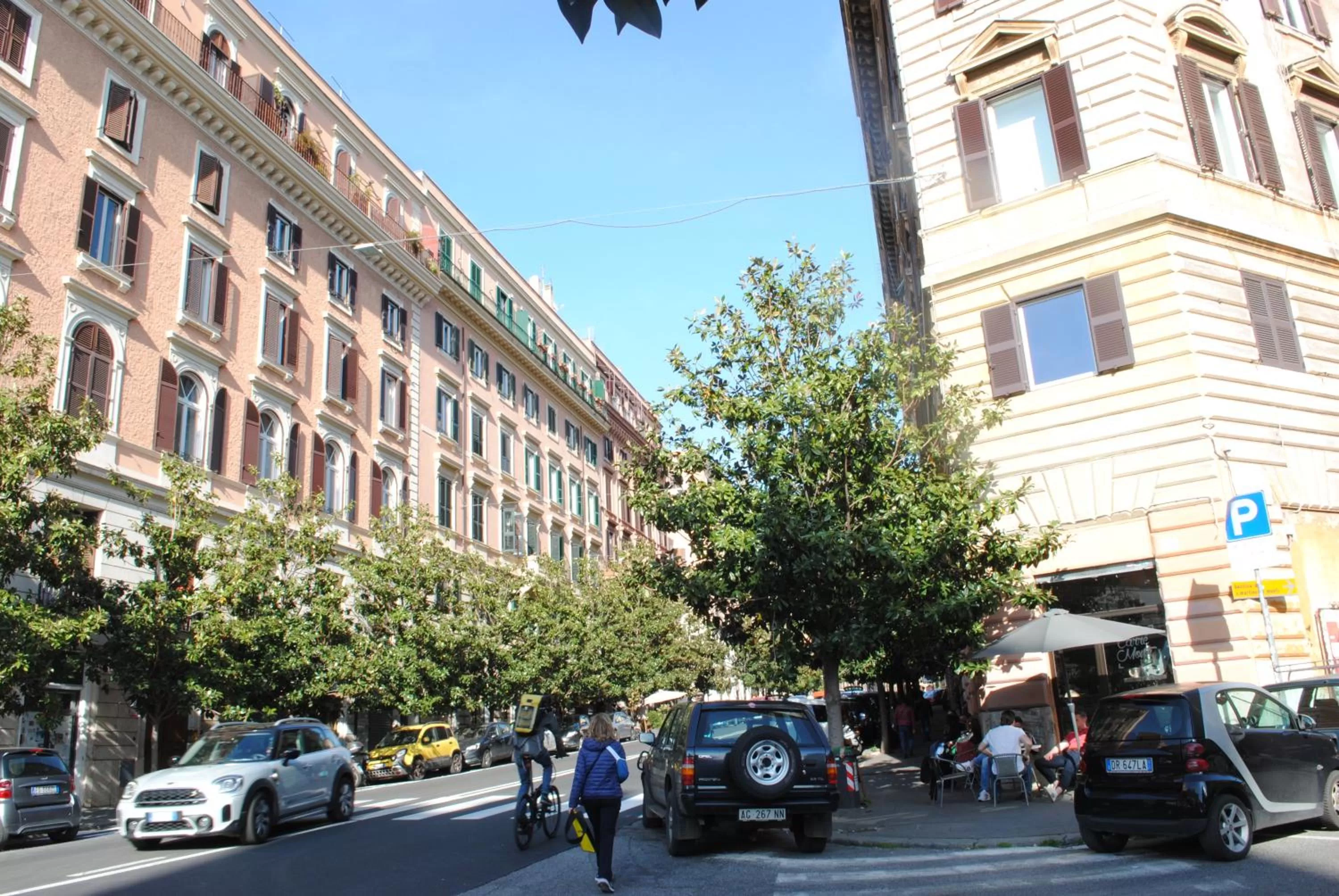 Restaurant/places to eat in Lombardo