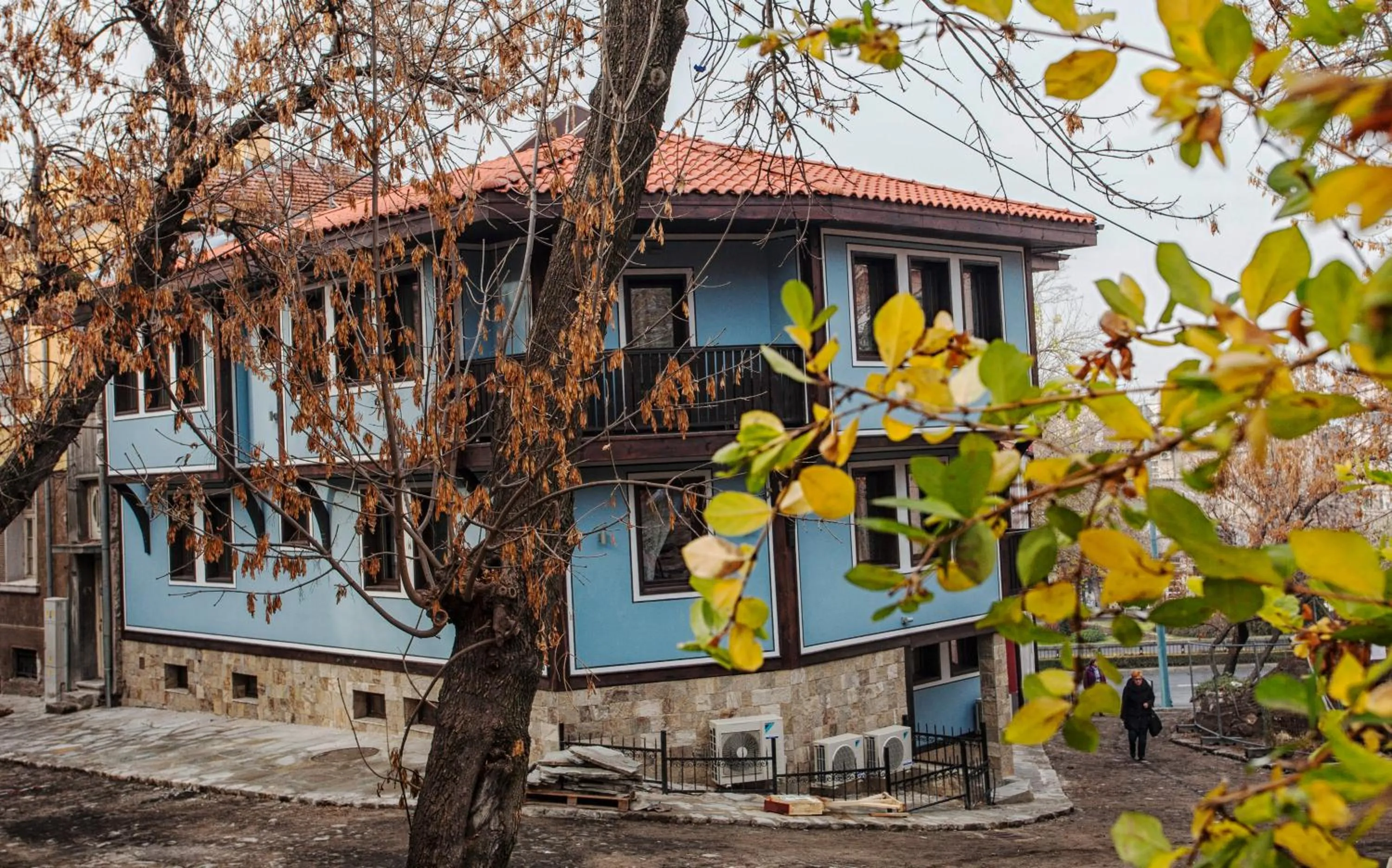 Property building in Hotel Evmolpia