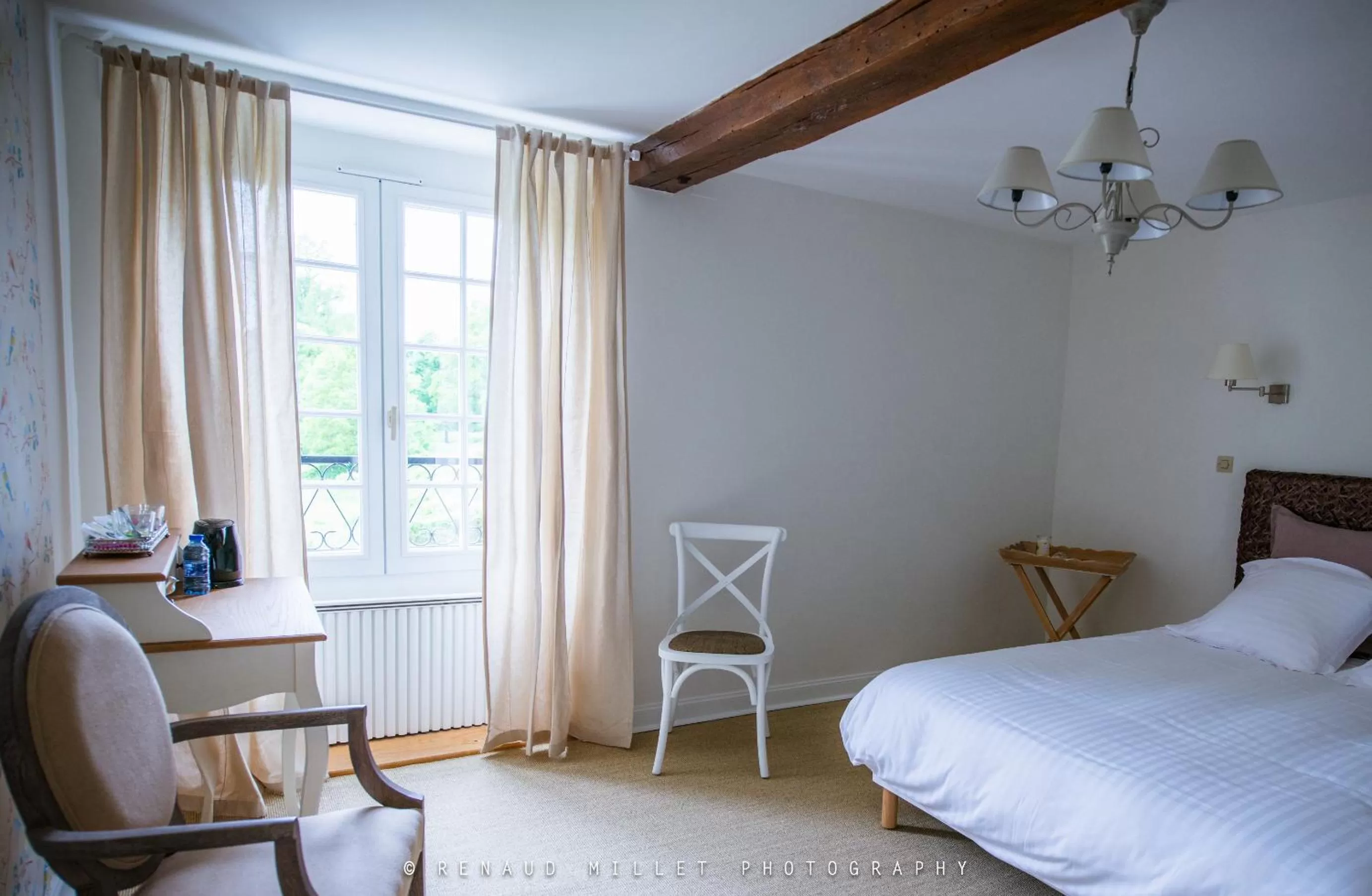 Bed in Maison d'hôtes le Moulin de Bois Coûtant