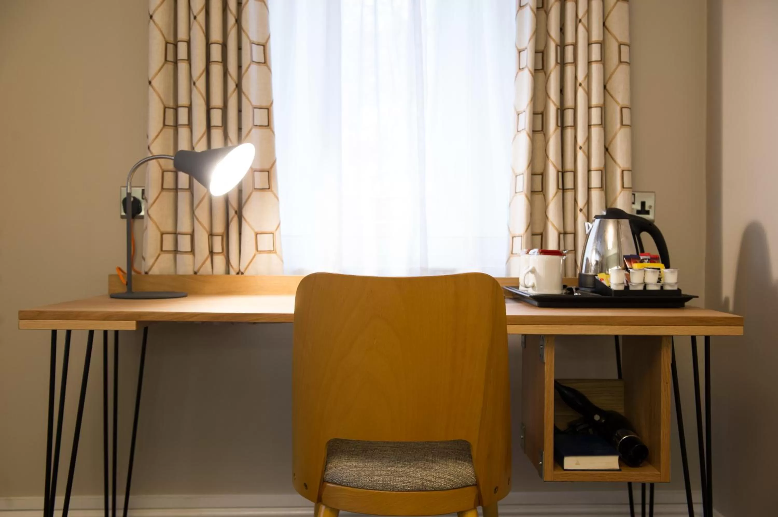 Coffee/tea facilities in The Fox House by Innkeeper's Collection