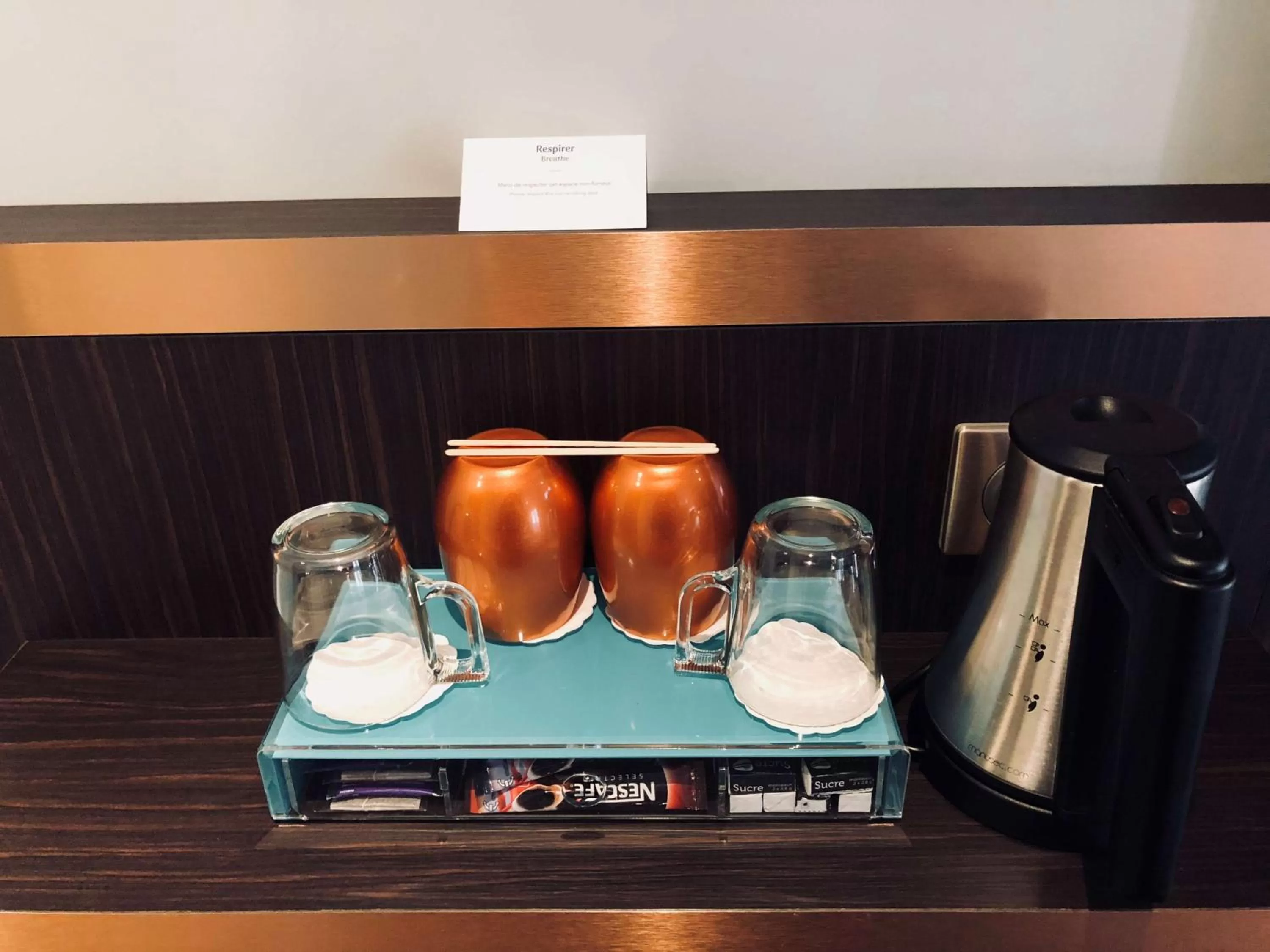 Photo of the whole room in Best Western Empire Elysees