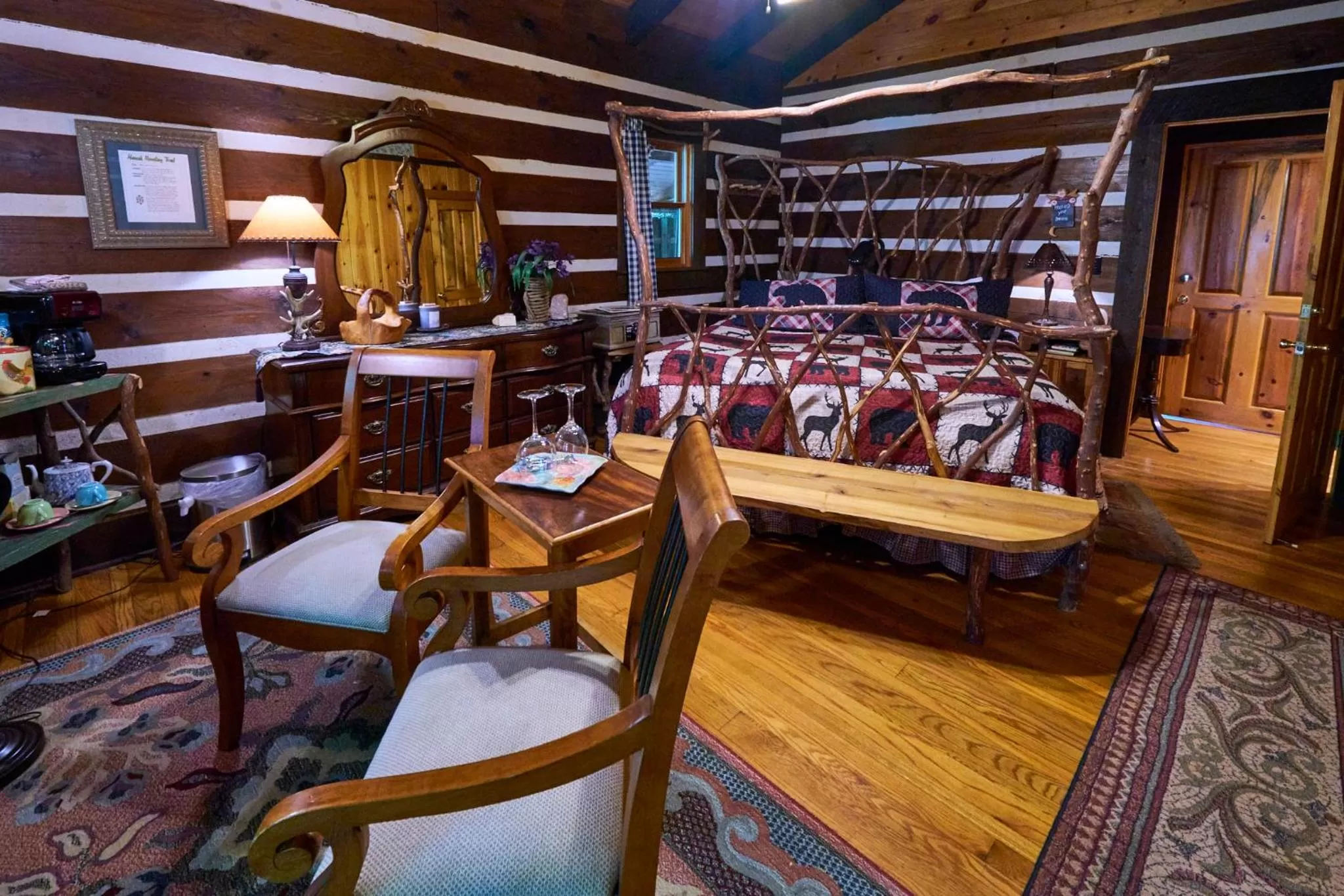 Restaurant/Places to Eat in Creekwalk Inn Bed and Breakfast with Cabins