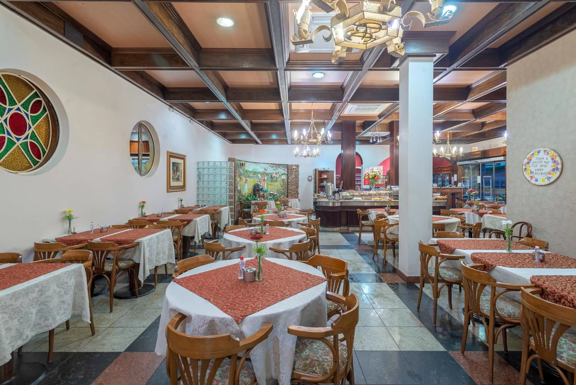 Restaurant/Places to Eat in Hotel Glória