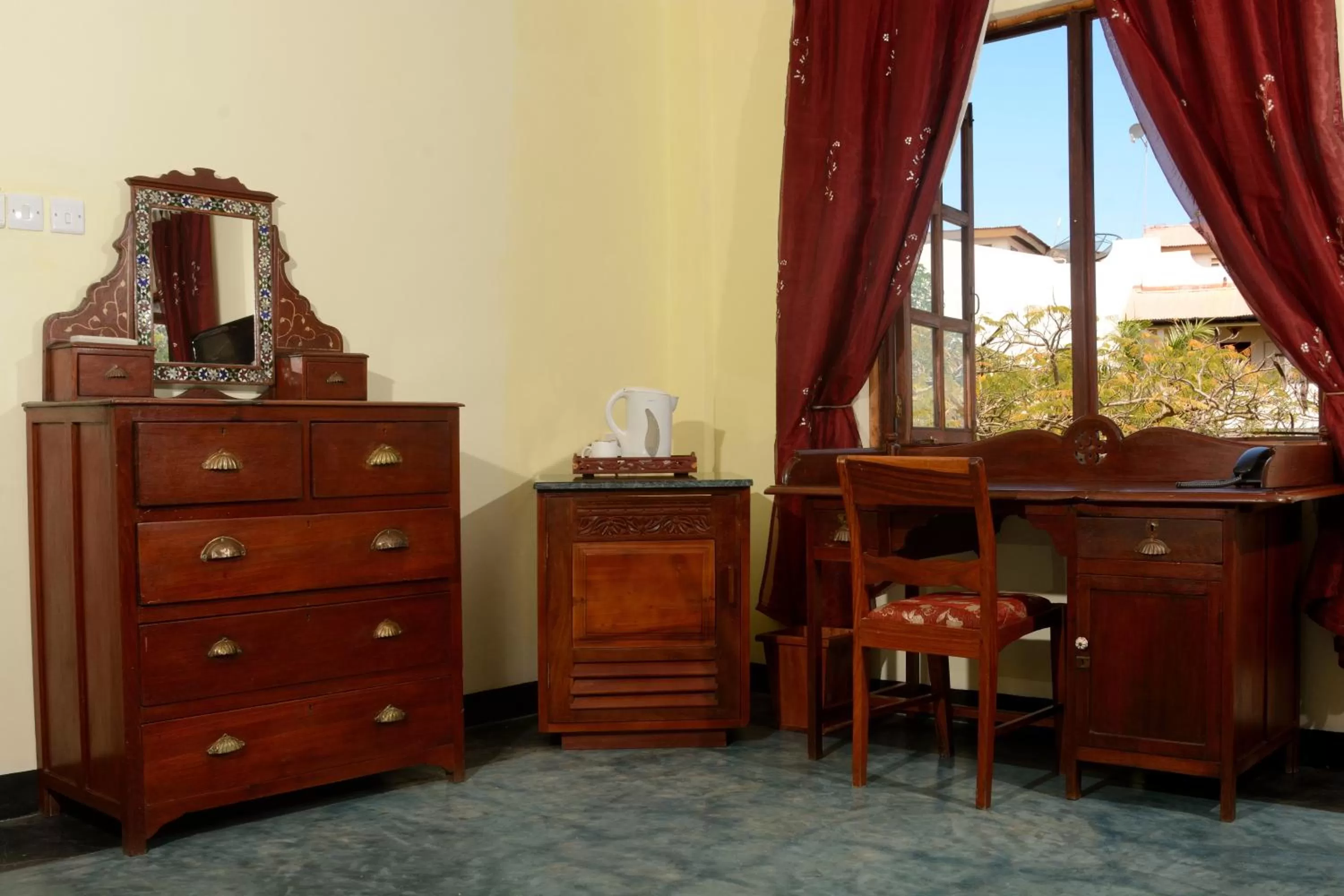 Bedroom in Beyt Al Salaam