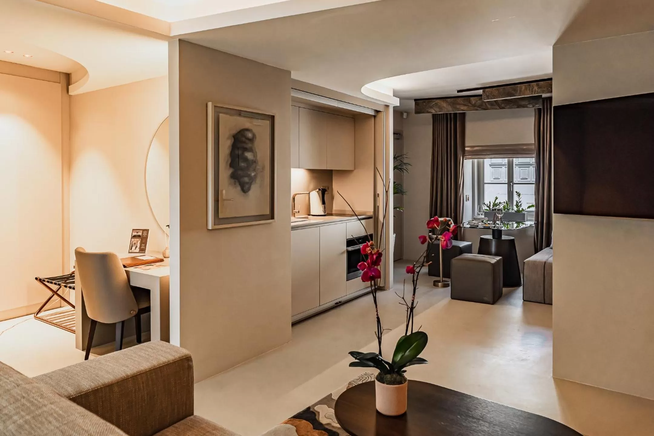 Kitchen or kitchenette in Iniala Harbour House